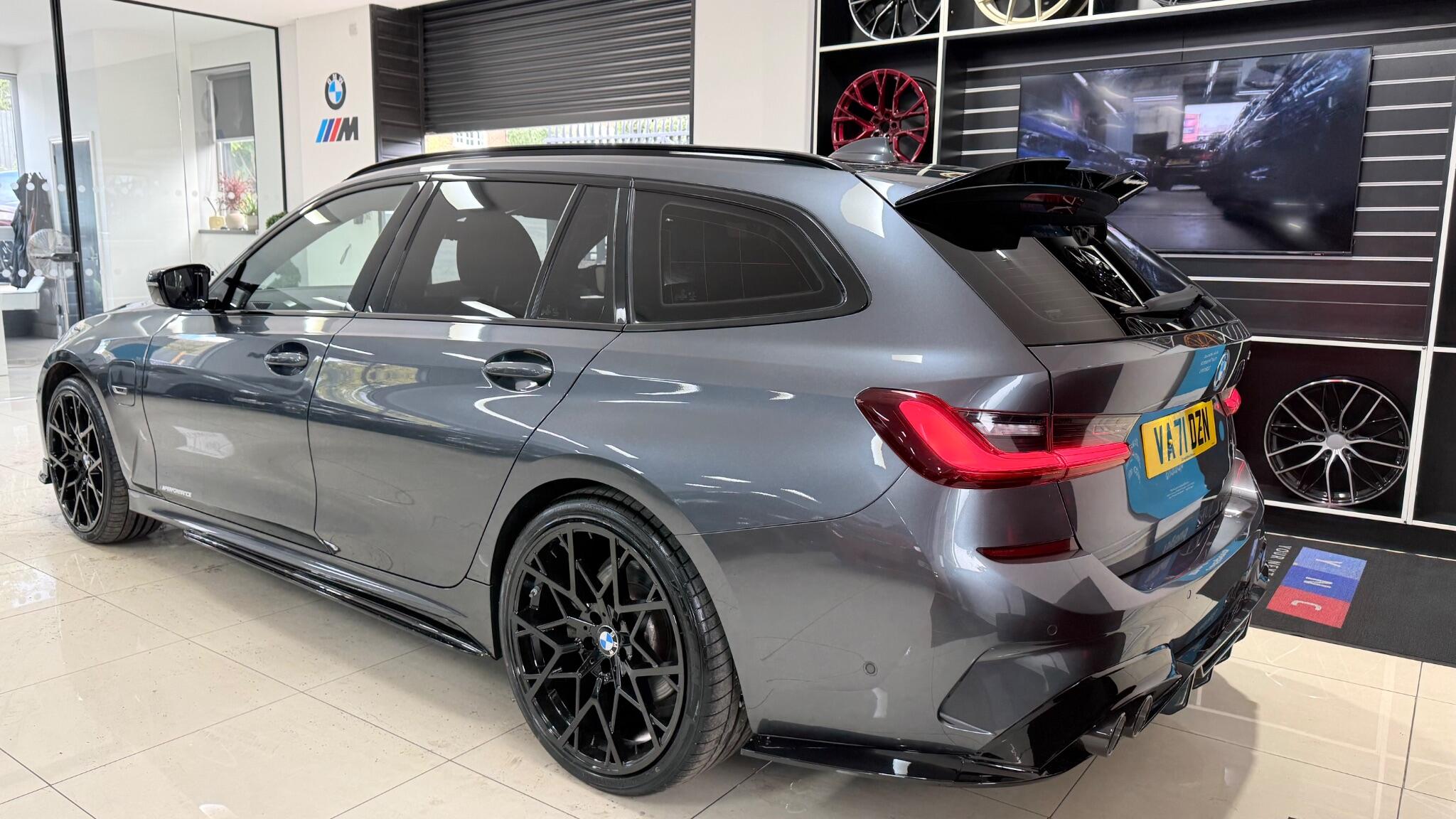 BMW 3 Series view 39