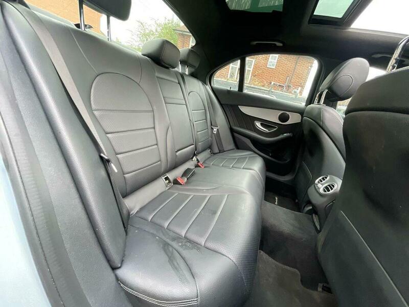 2015 Mercedes-Benz C Class image 29