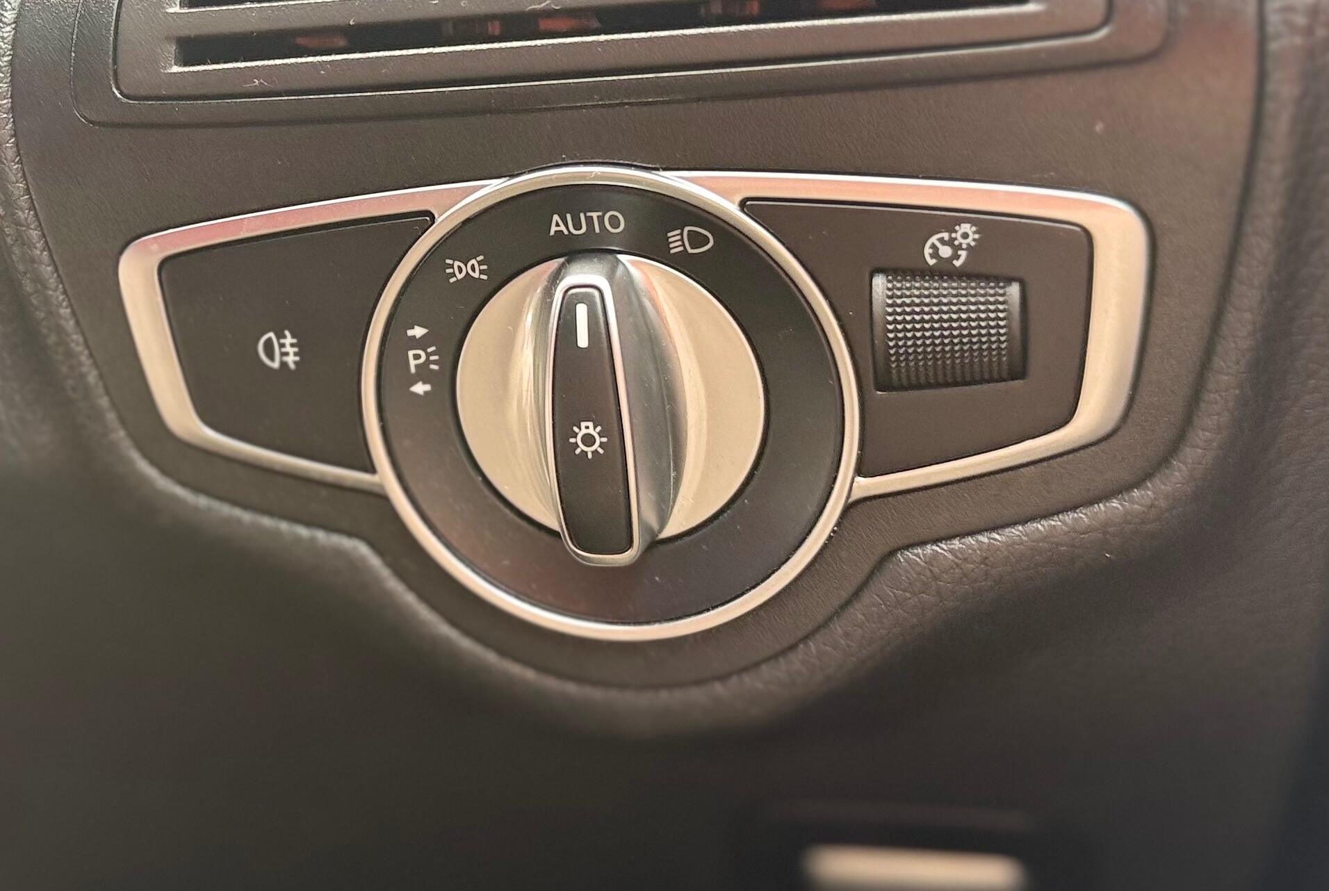 Mercedes-Benz GLC view 15