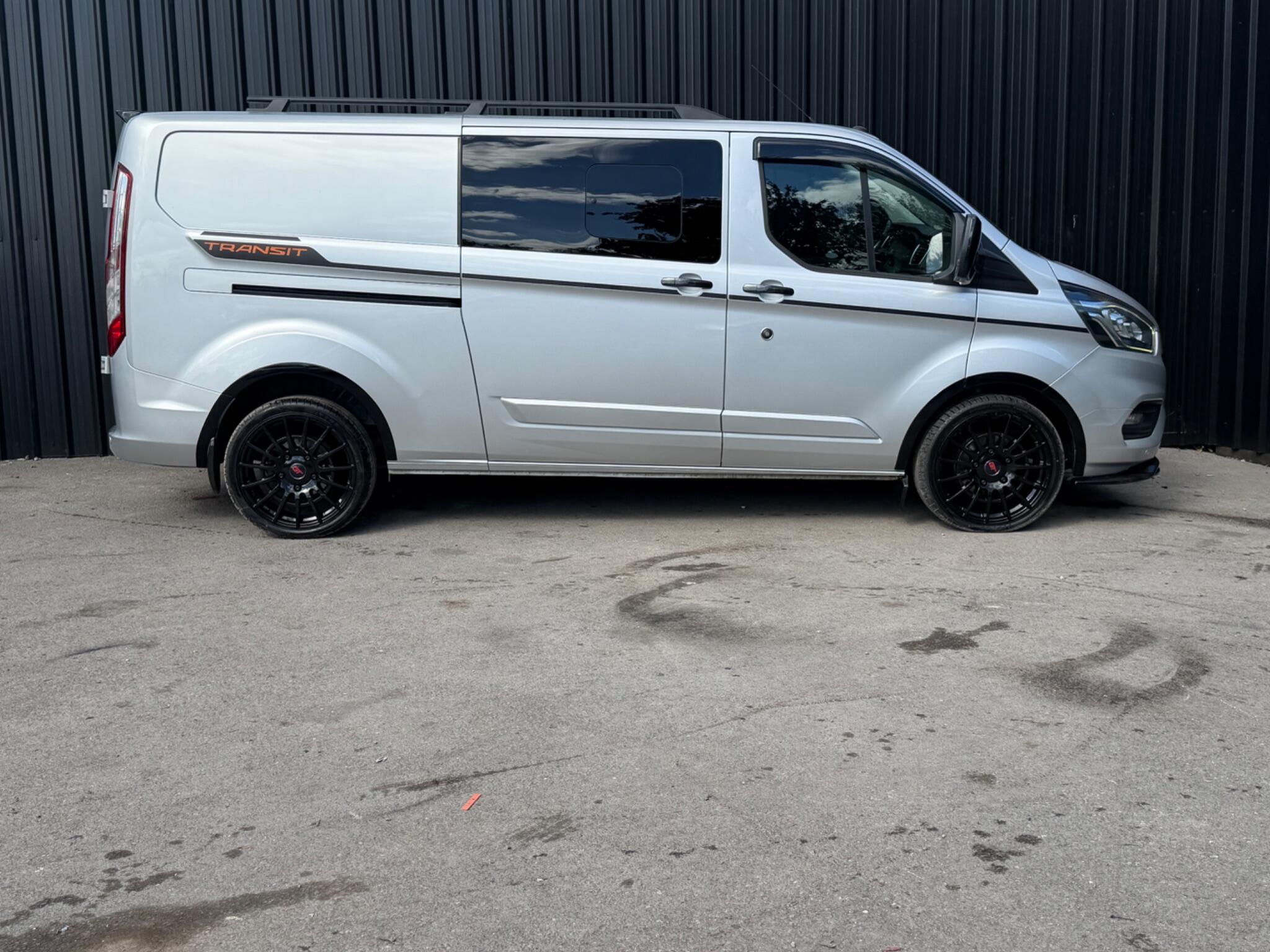Ford Transit Custom view 7