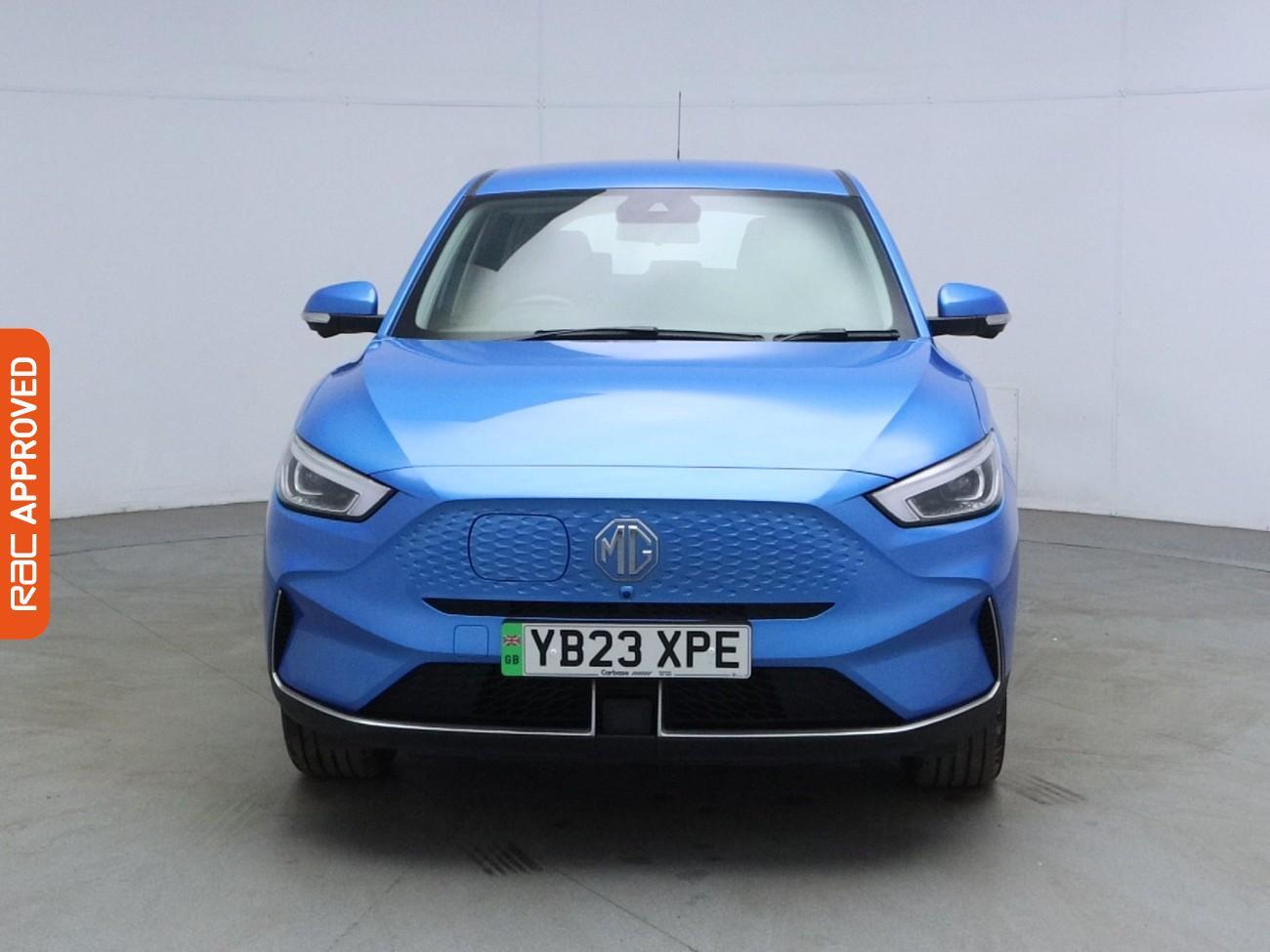 MG ZS view 8