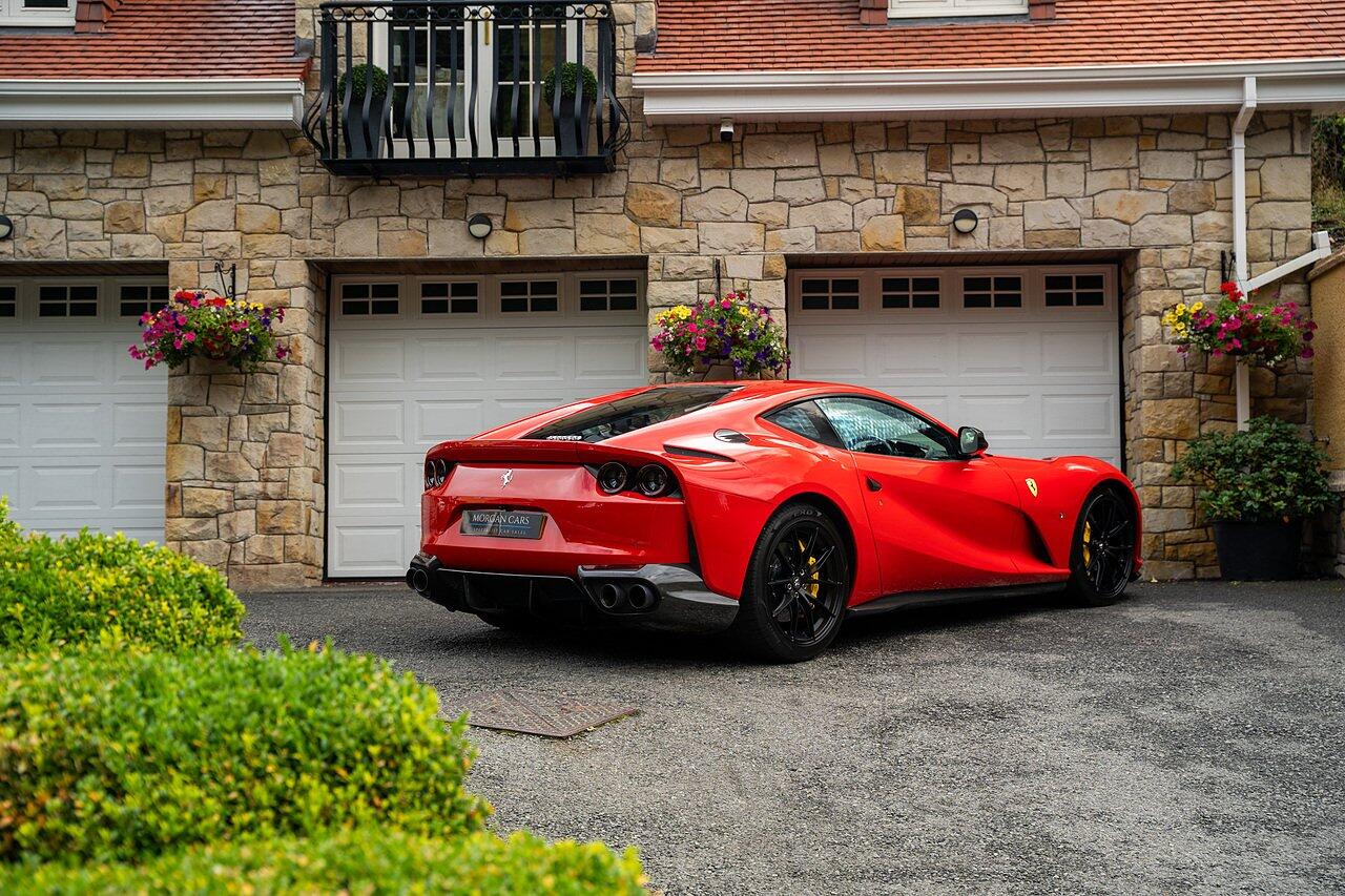 Ferrari 812 view 25