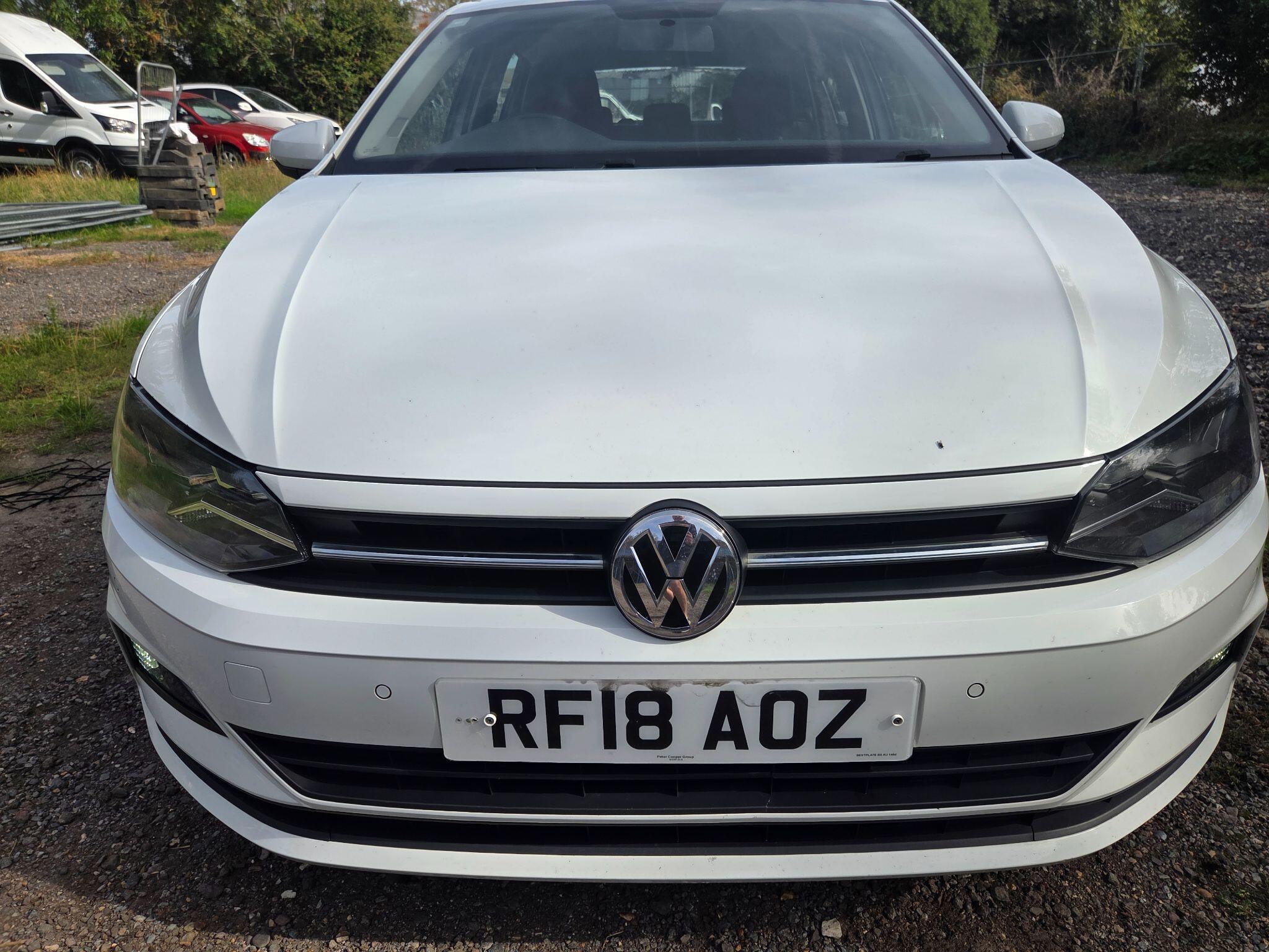 Volkswagen Polo view 2