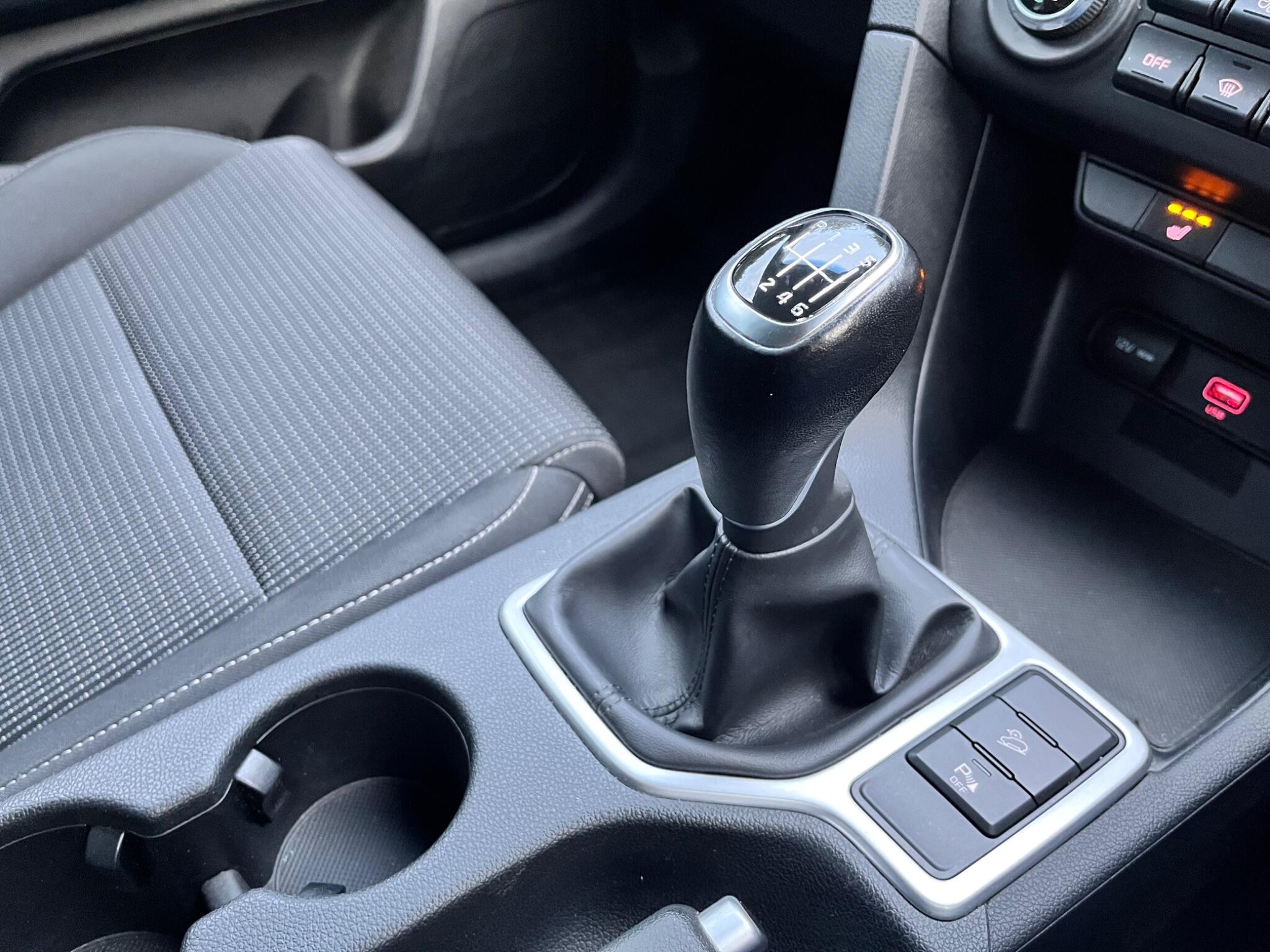 Kia Sportage view 34