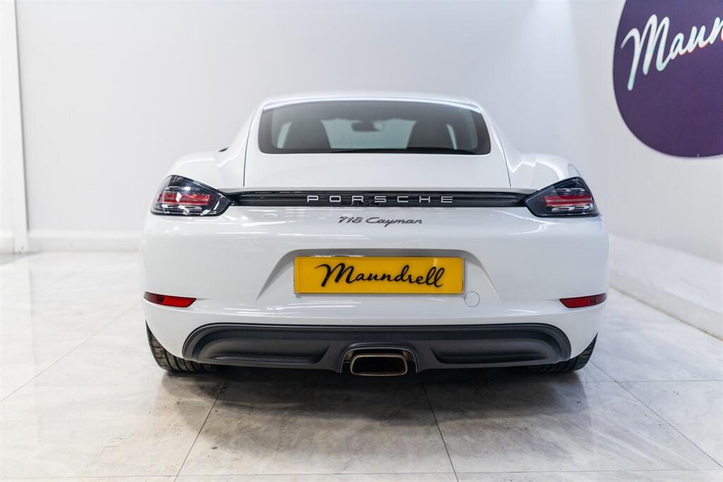 Porsche Cayman view 6