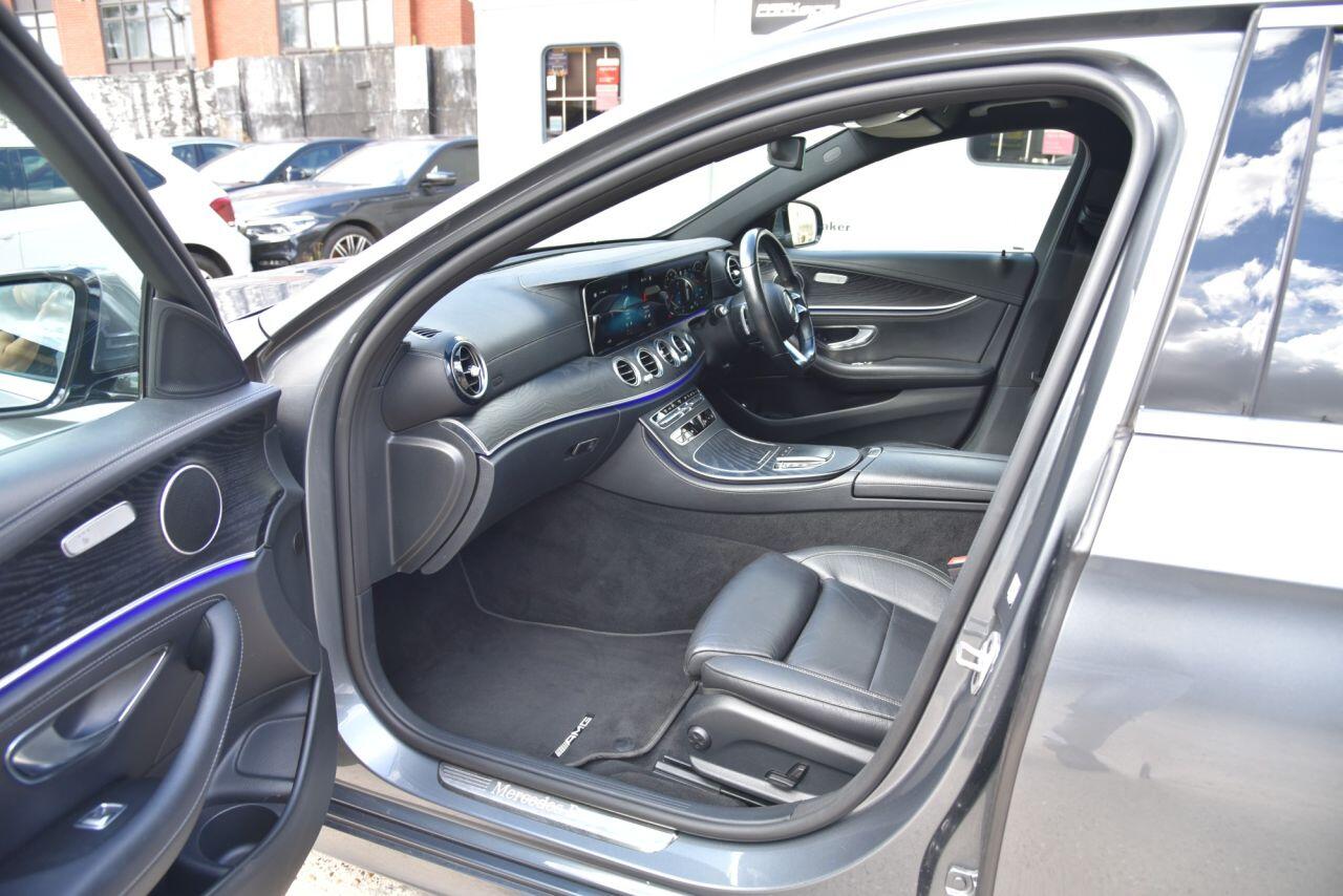 Mercedes-Benz E Class view 21