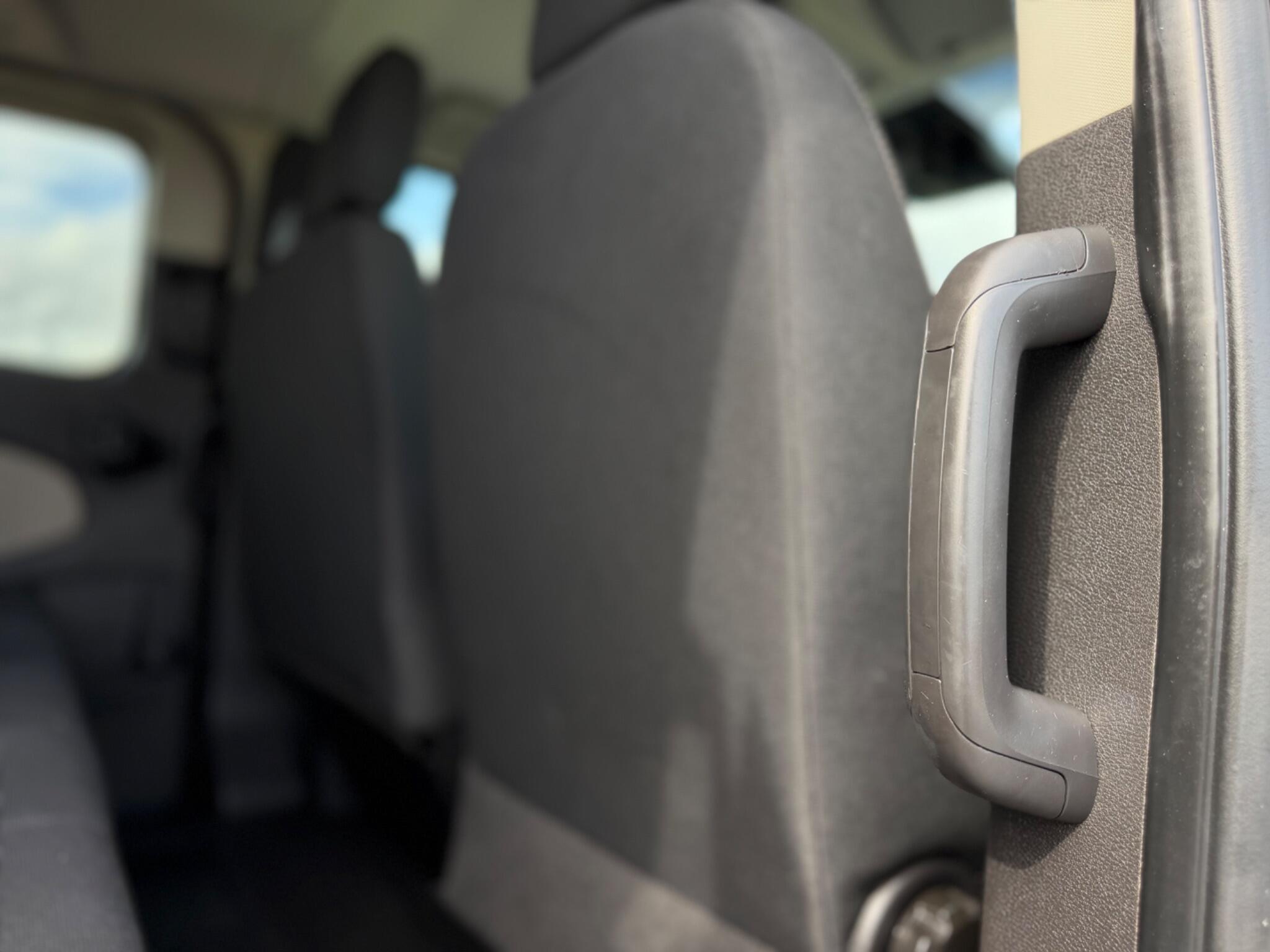 Ford Transit Custom view 30