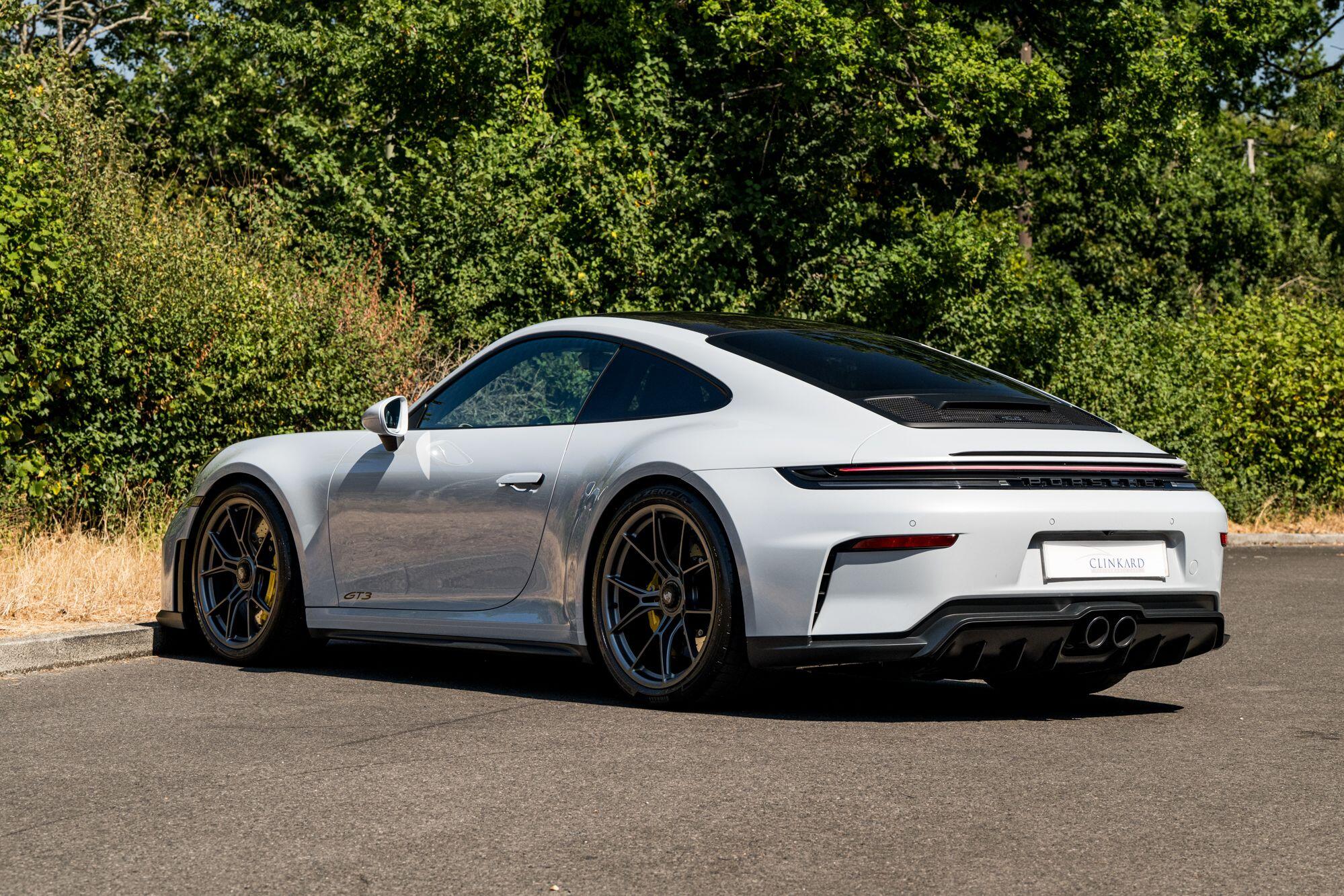 Porsche 911 view 2