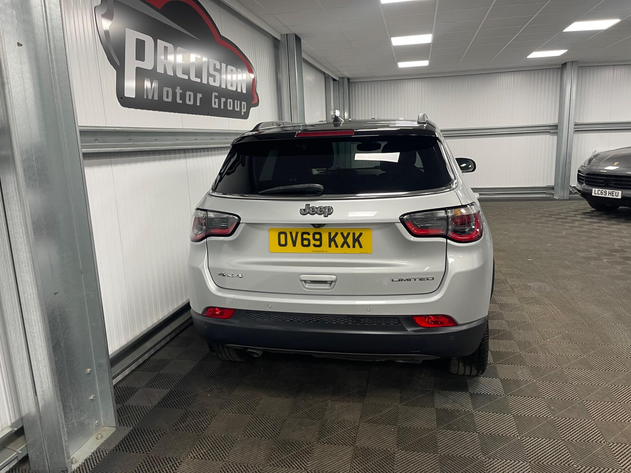 Jeep Compass view 21