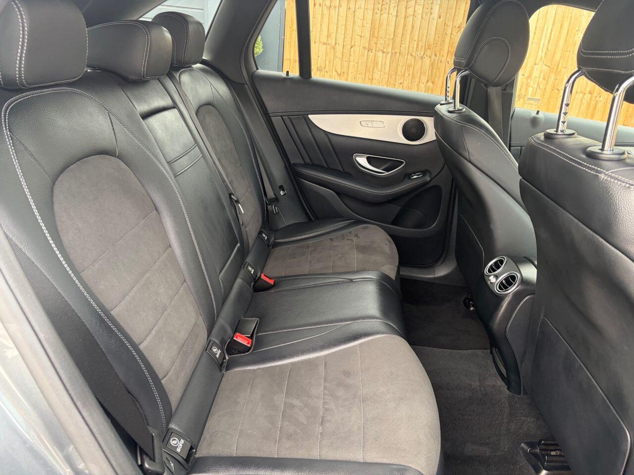 Mercedes-Benz GLC view 26