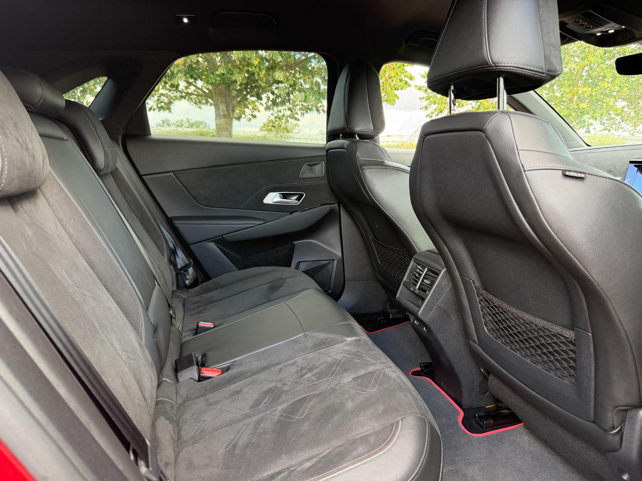 DS Automobiles DS 7 Crossback view 22