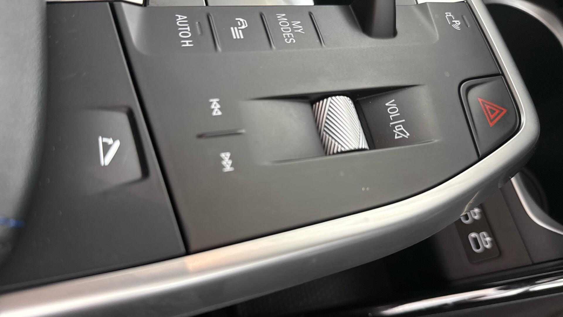 BMW X2 view 19
