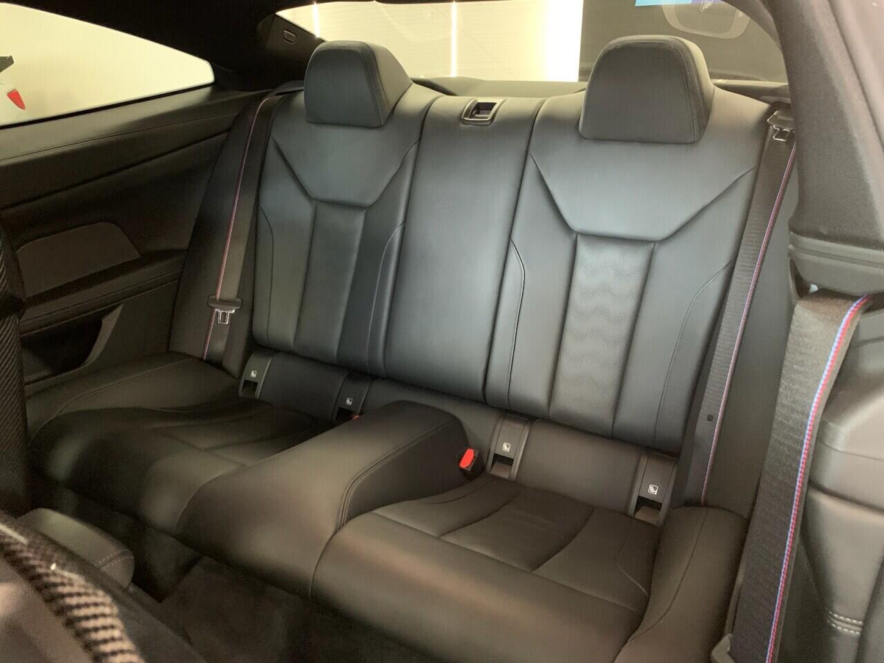 BMW M4 view 29