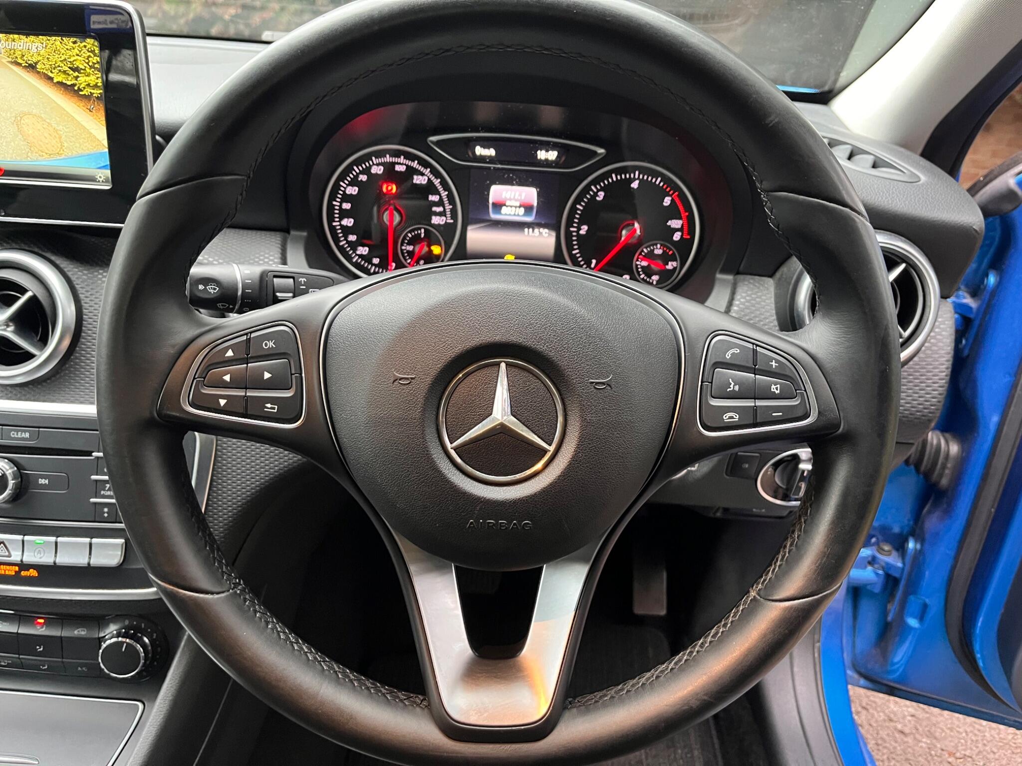 Mercedes-Benz A-Class view 27