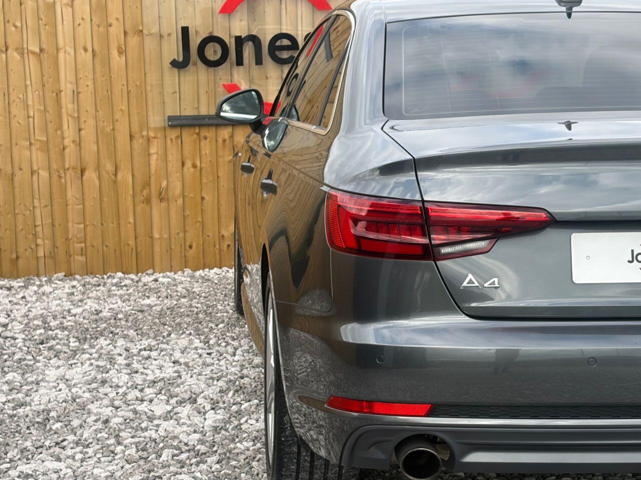 Audi A4 view 7