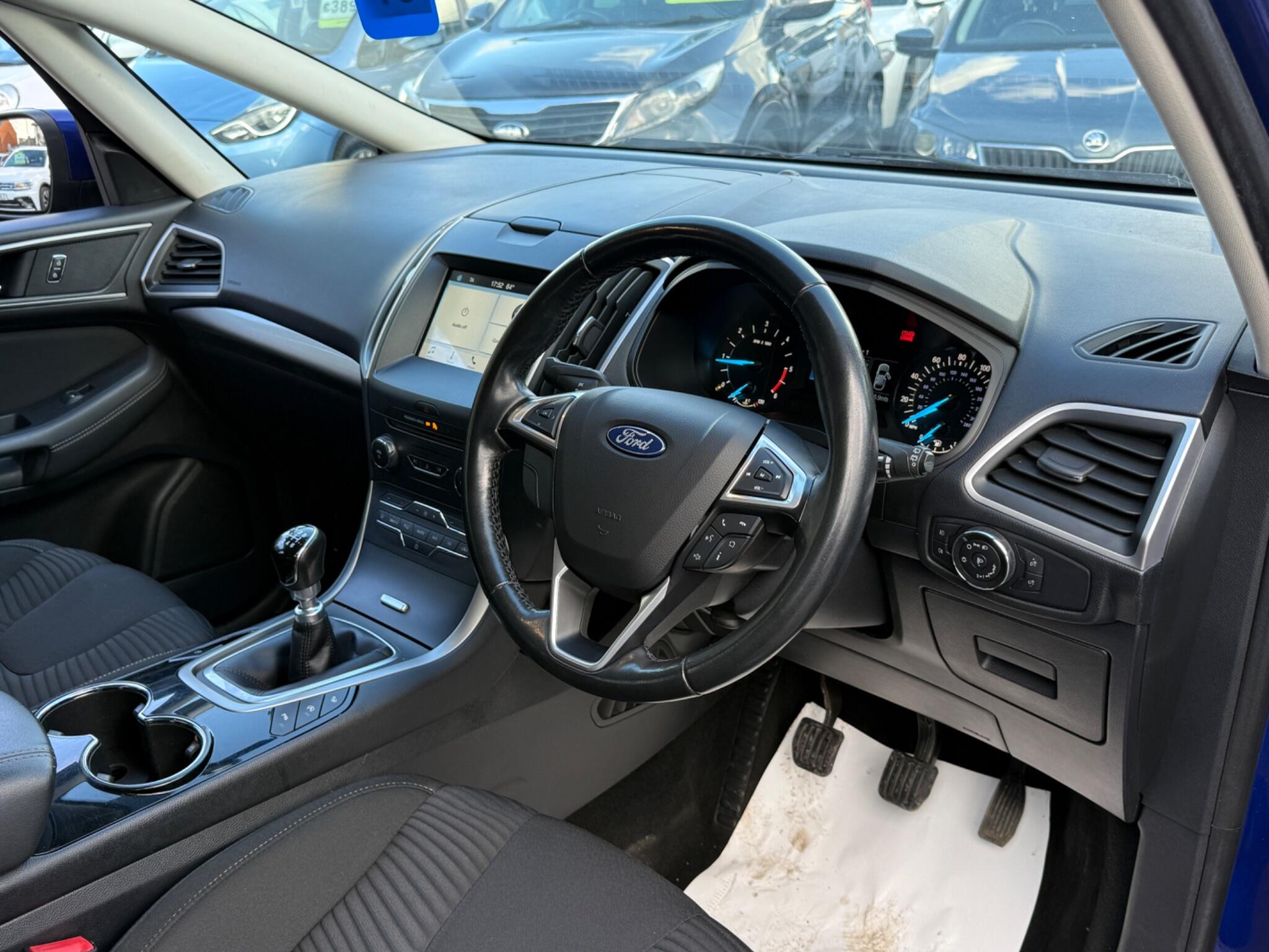 Ford S-Max - Image 34