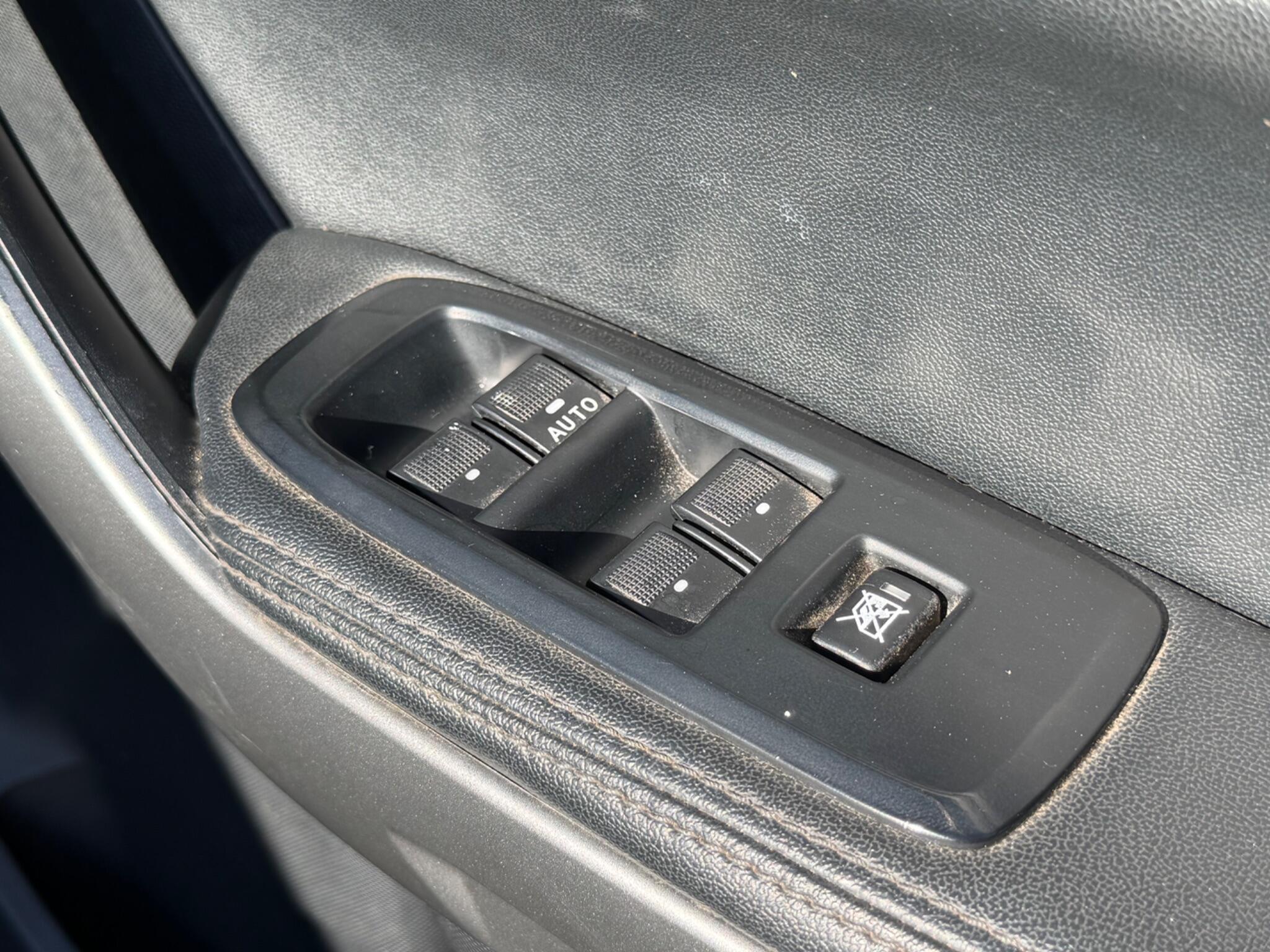 Ford Ranger view 35
