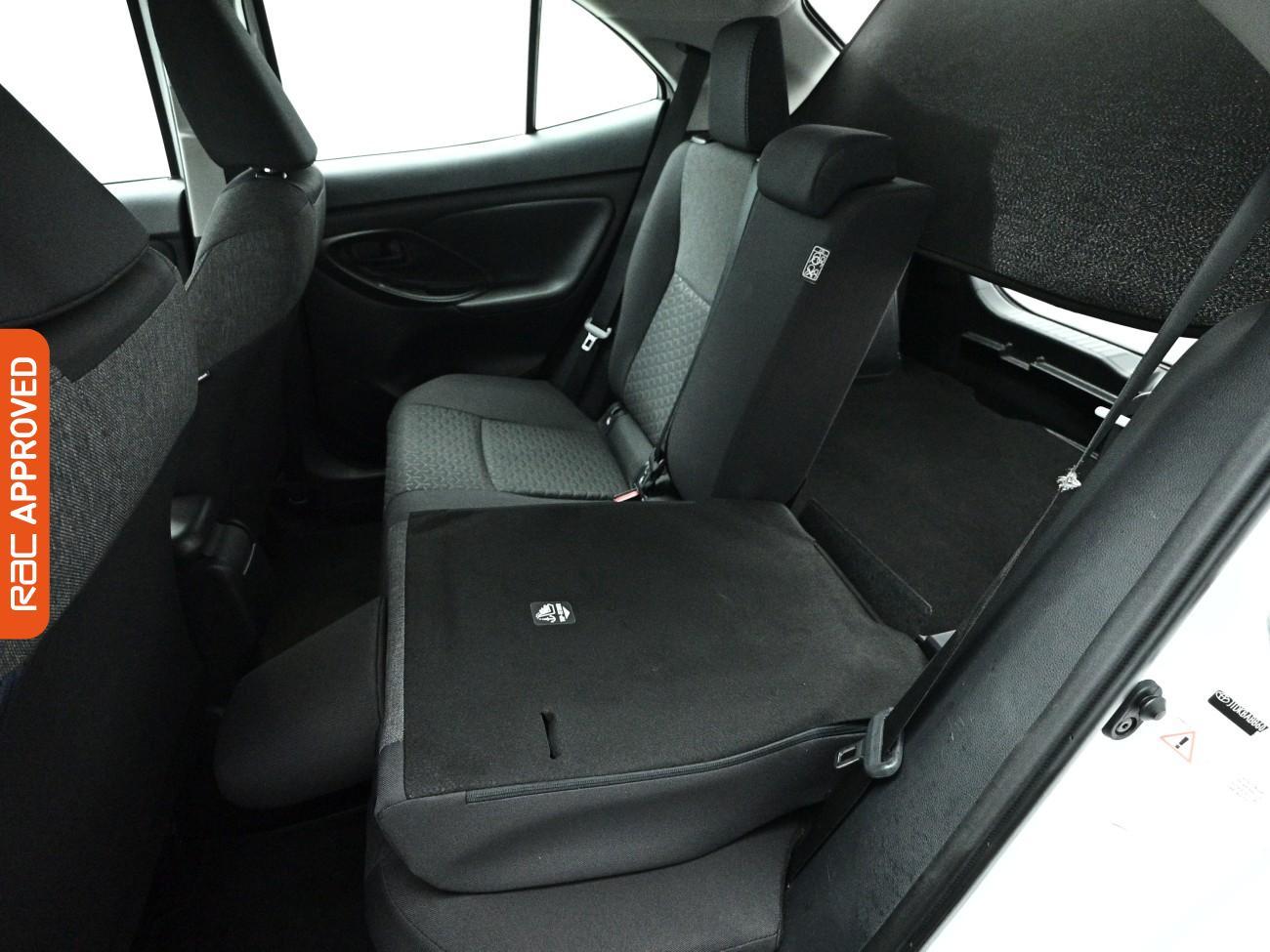 Toyota Yaris Cross view 23