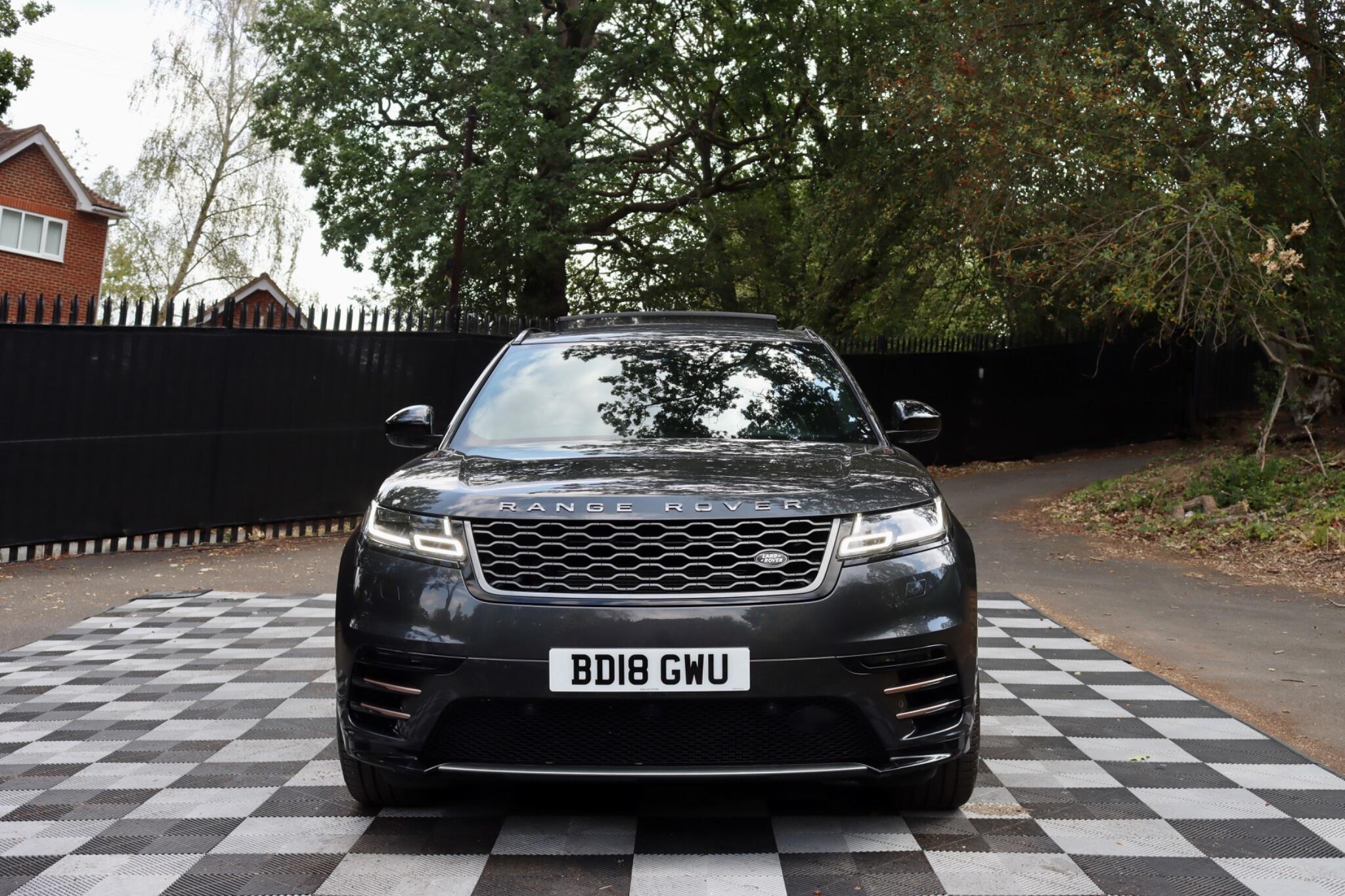Land Rover Range Rover Velar view 42