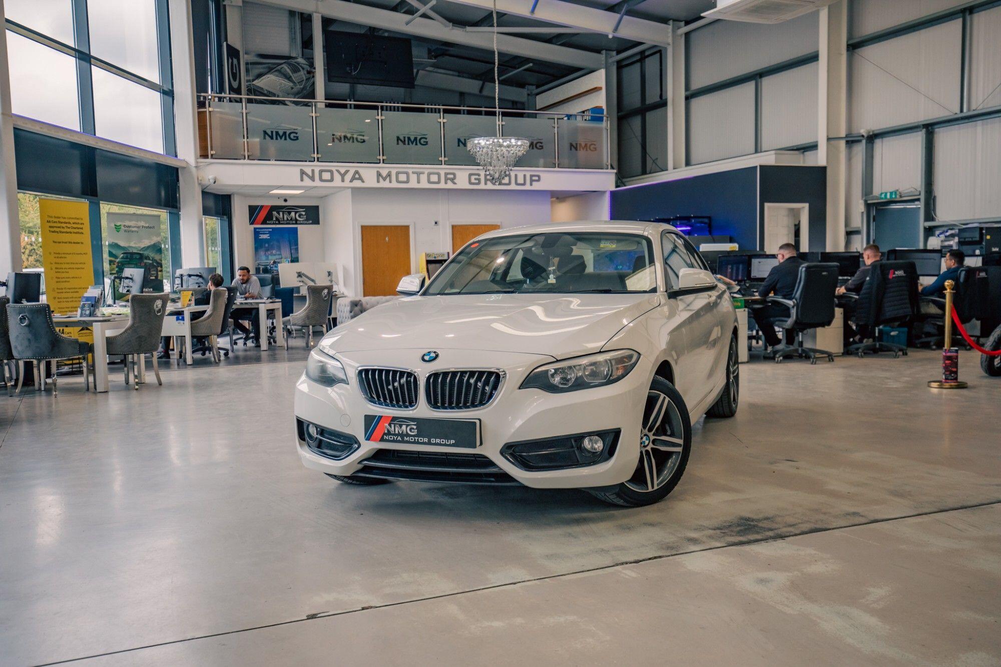 BMW 2 Series view 4