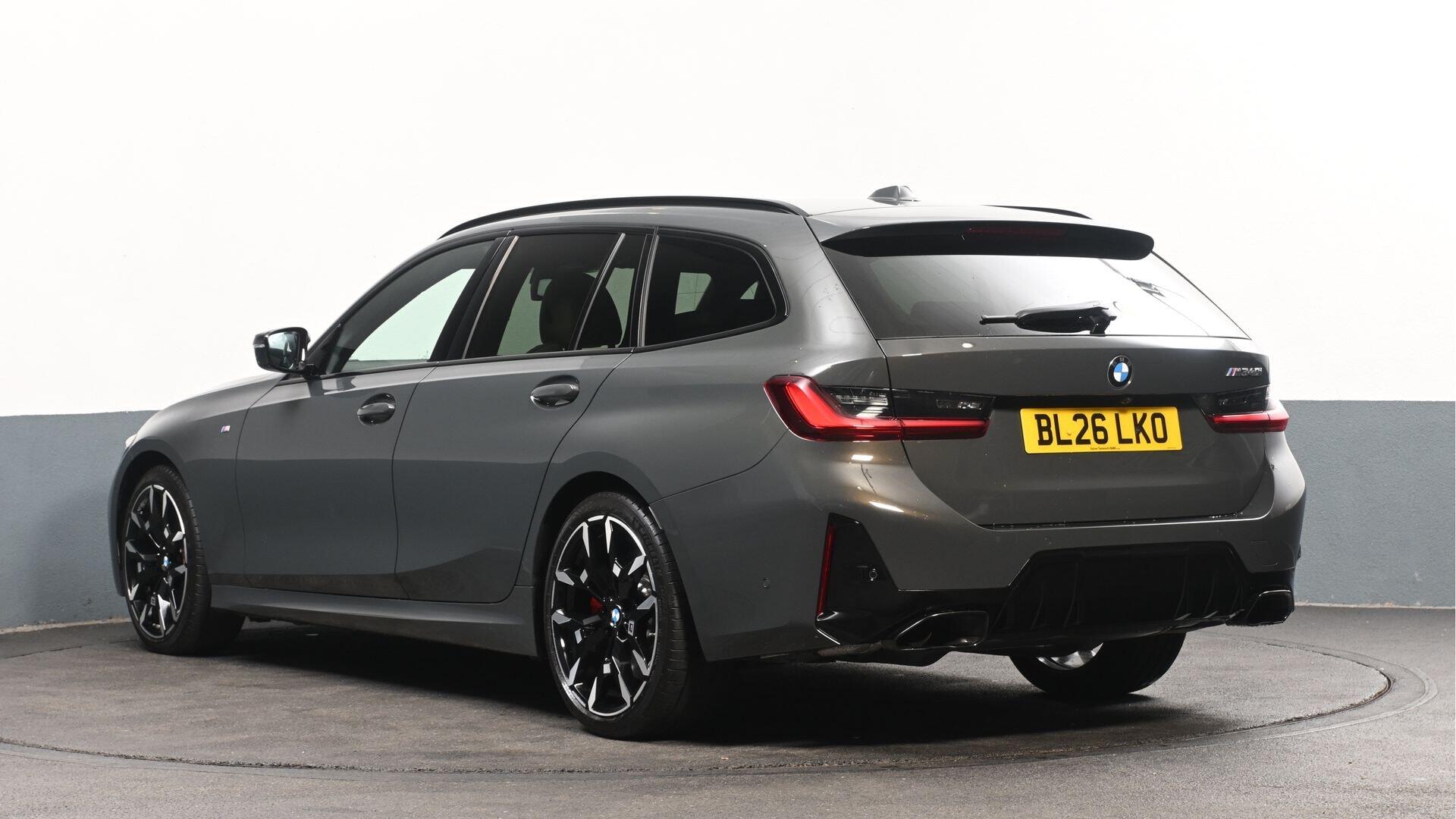 BMW 3 Series view 2