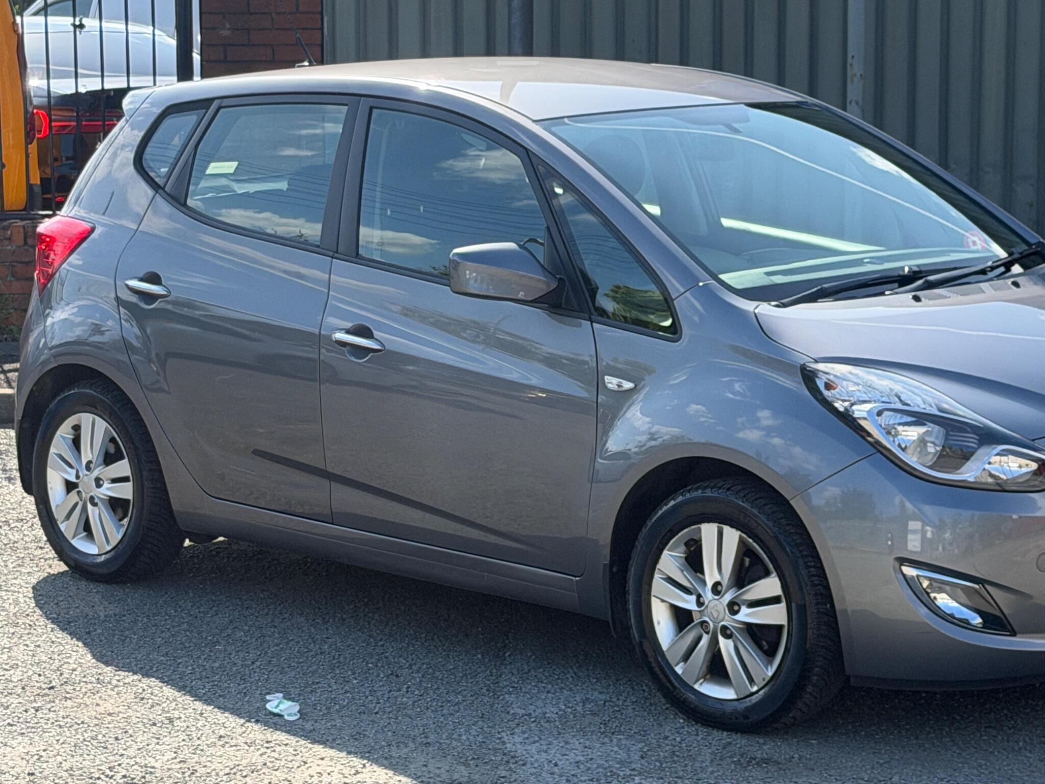 Hyundai Ix20 view 11