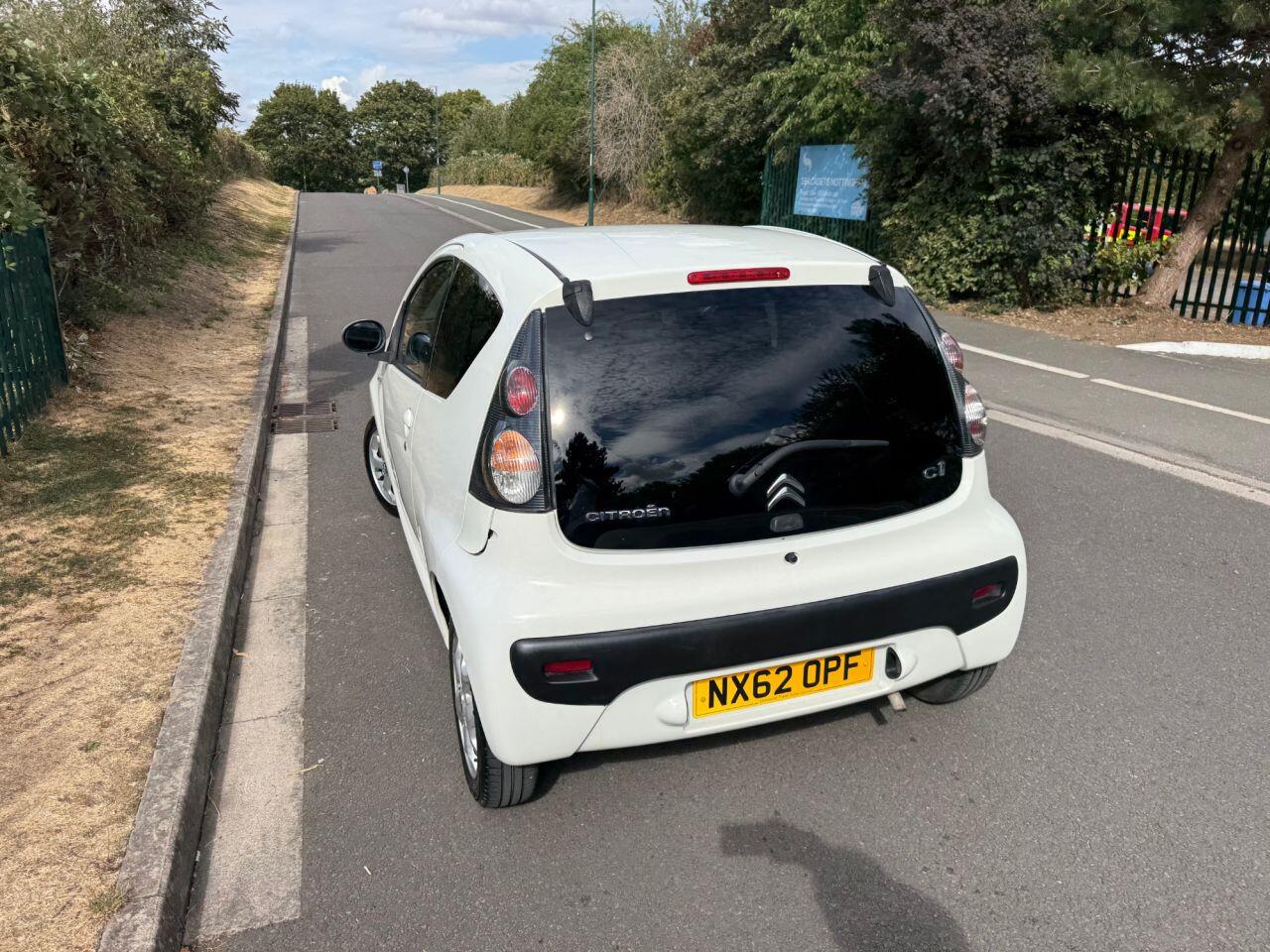 Citroen C1 view 9