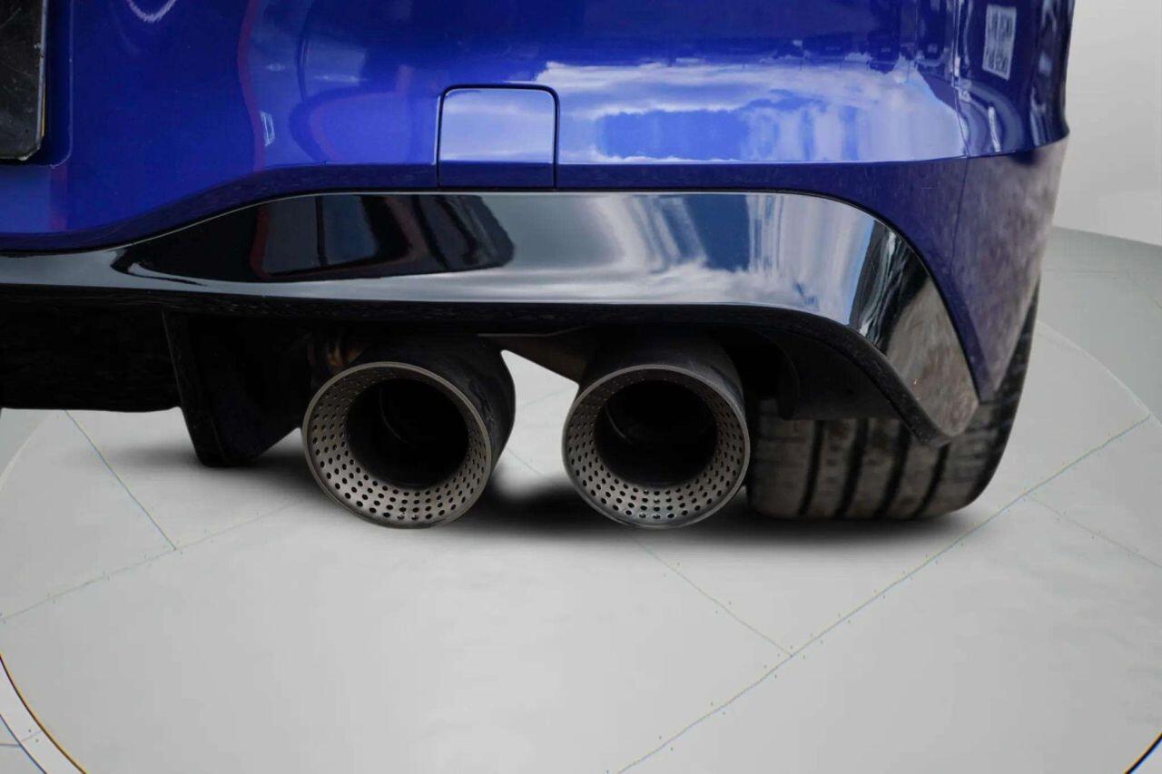 Volkswagen Golf view 18