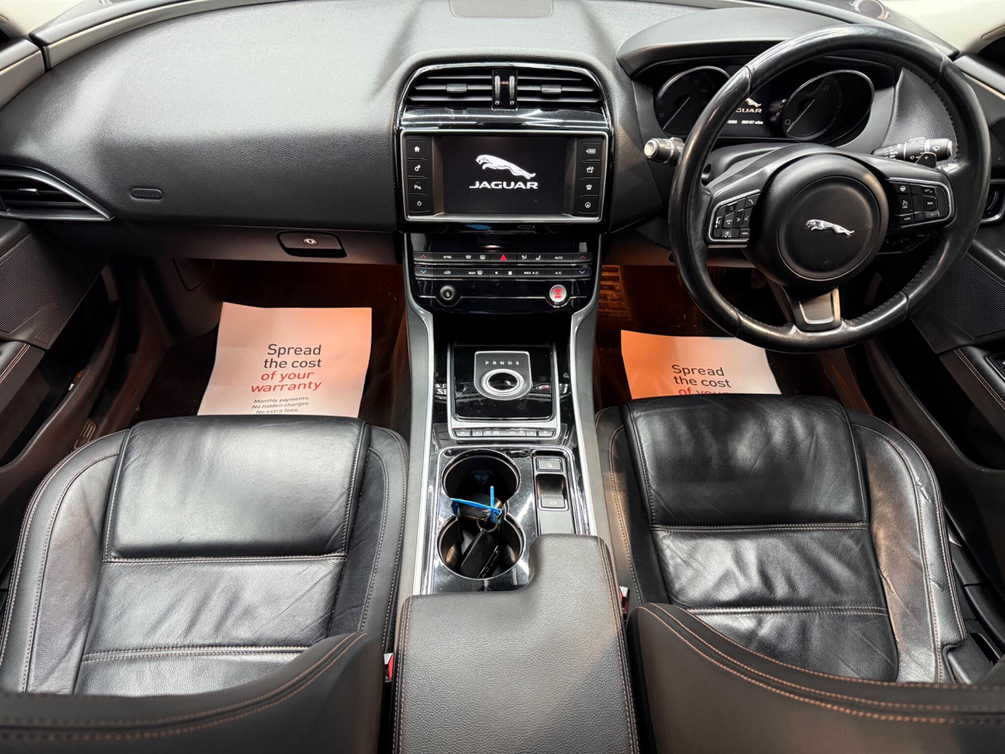 Jaguar Xe view 8