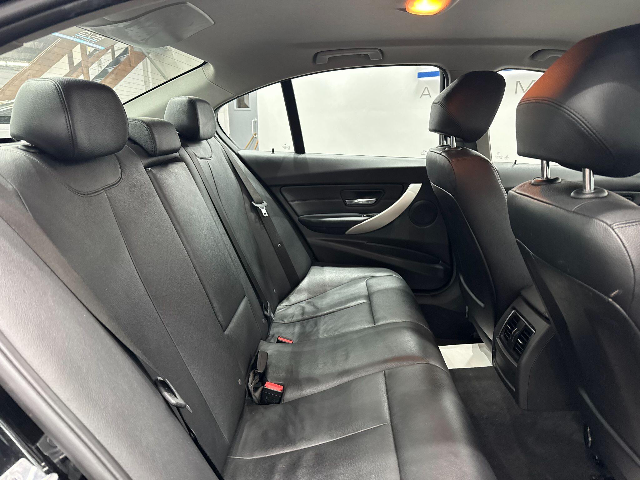 BMW 3 Series view 41
