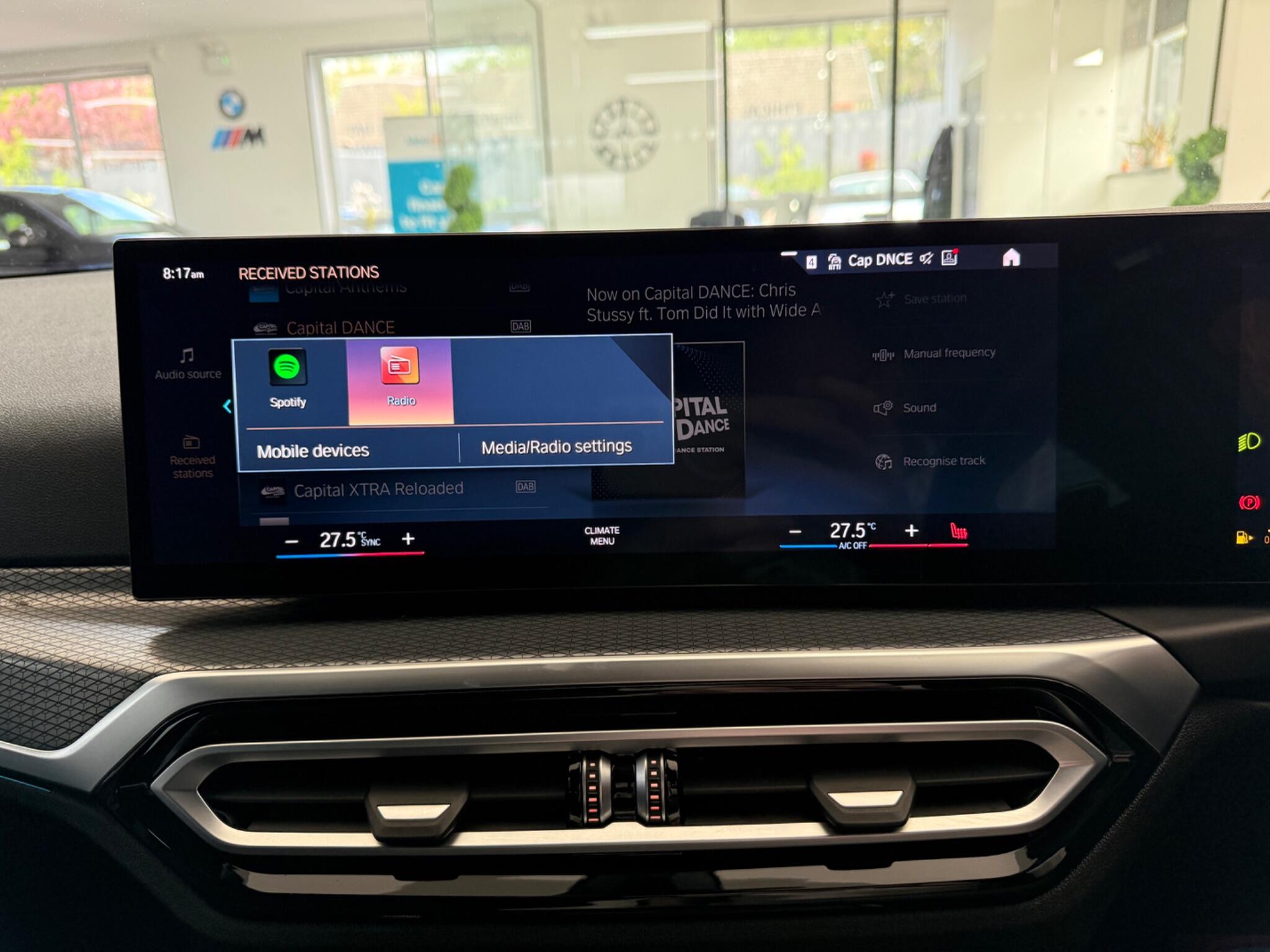 BMW 3 Series view 19