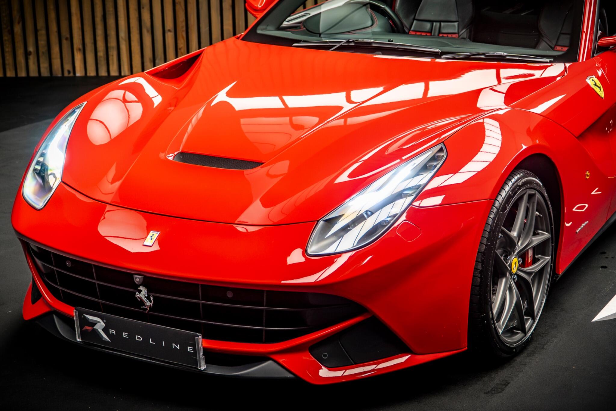 Ferrari F12 view 15