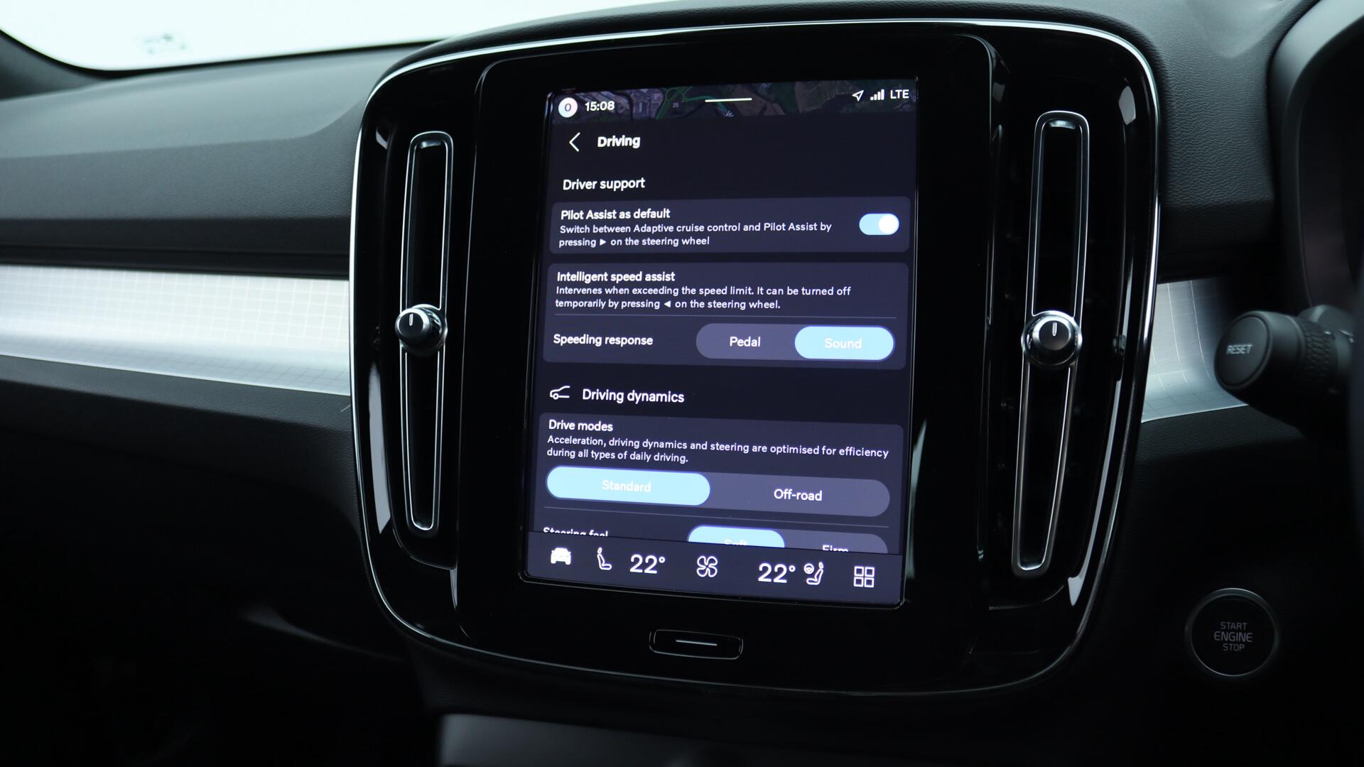 Volvo XC40 view 35