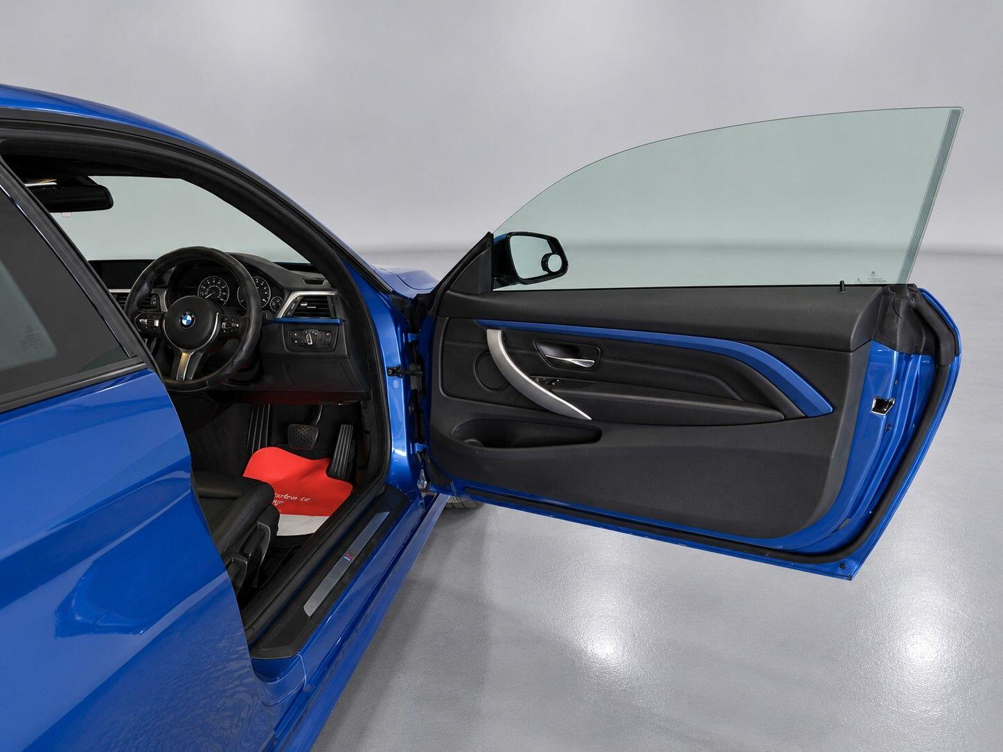 BMW 4 Series view 24