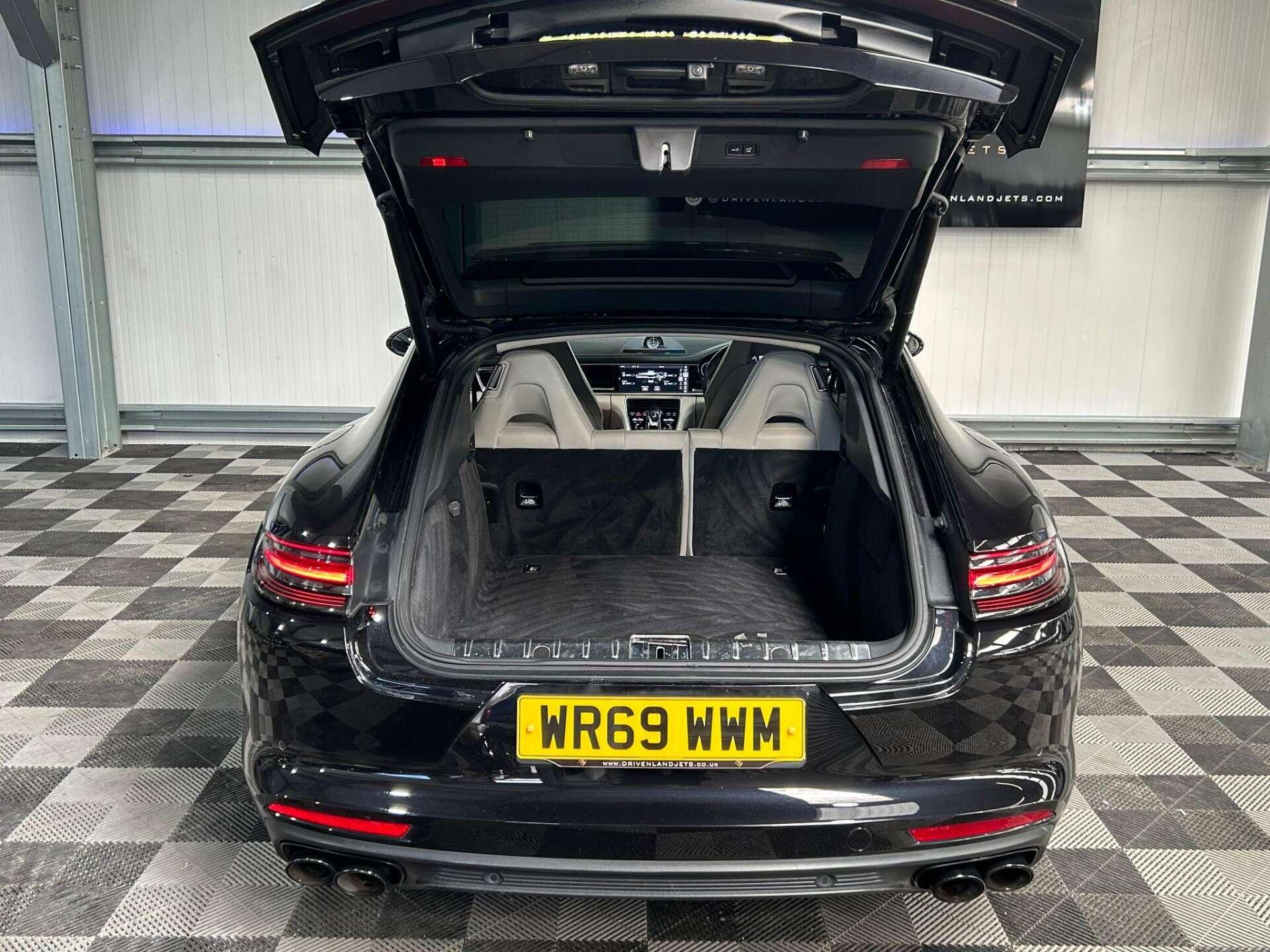 Porsche Panamera view 14