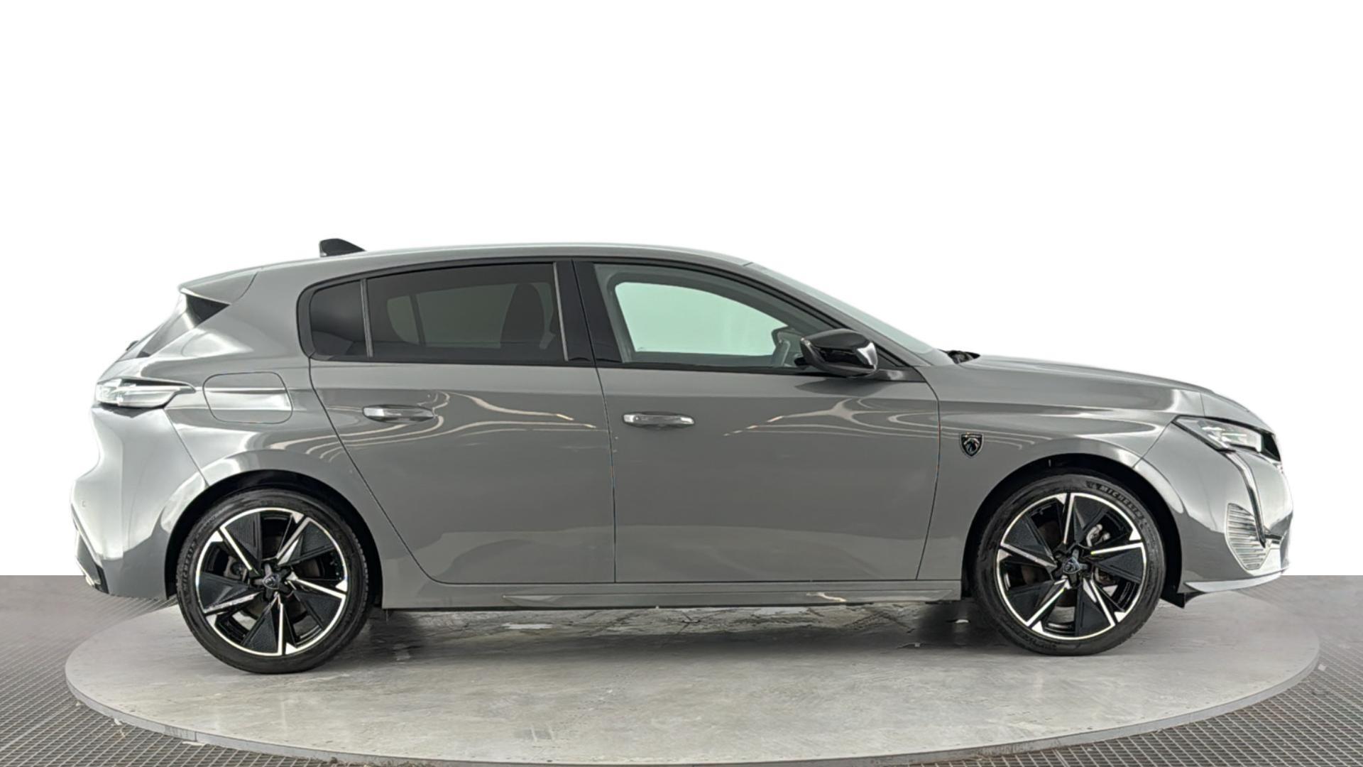 Peugeot 308 view 3