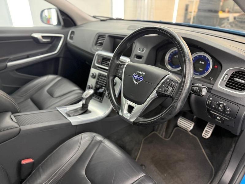 2013 Volvo V60 image 15