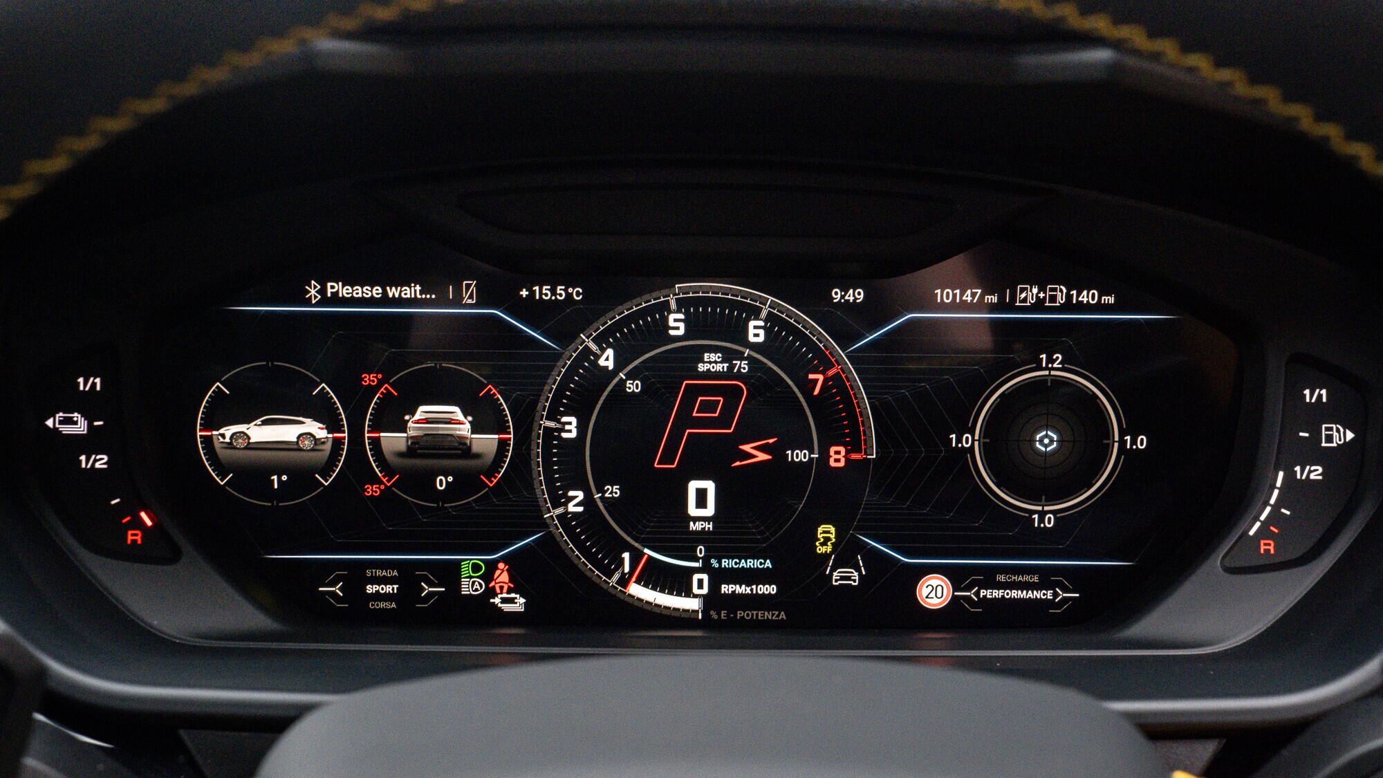 Lamborghini Urus view 21