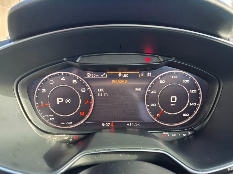 2015 Audi TT image 45