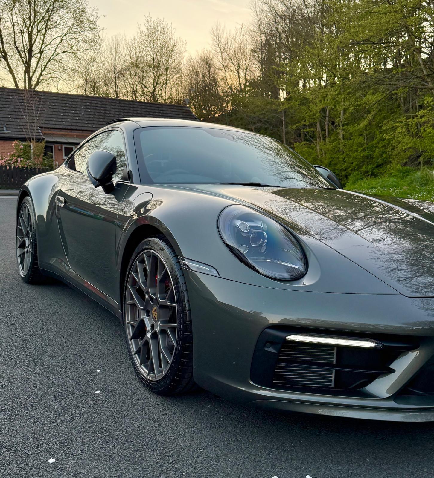 Porsche 911 view 66