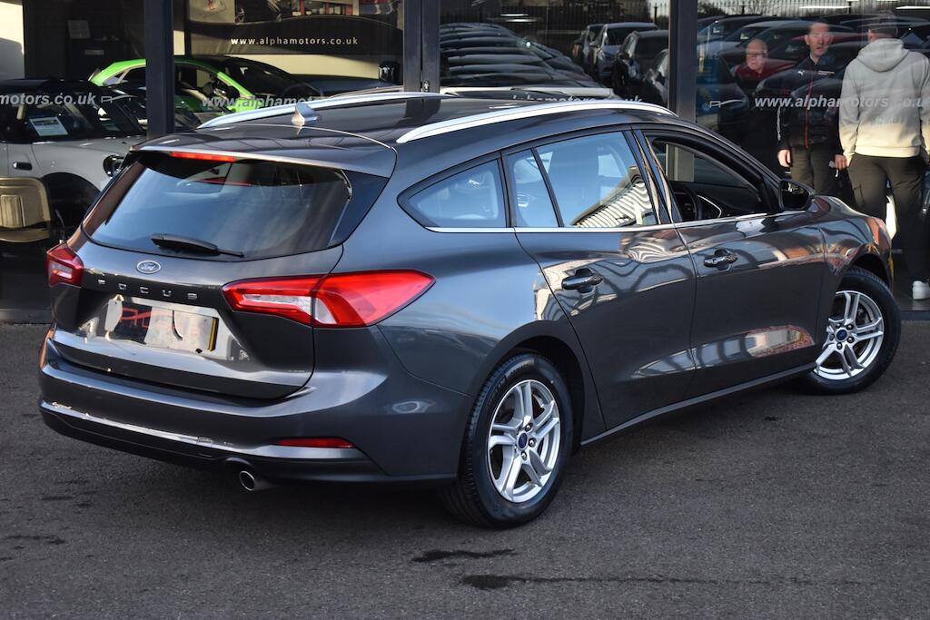 Ford Focus view 7