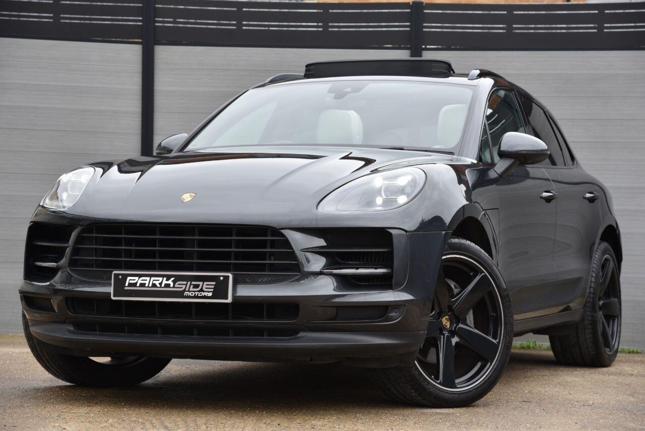 Porsche Macan view 4