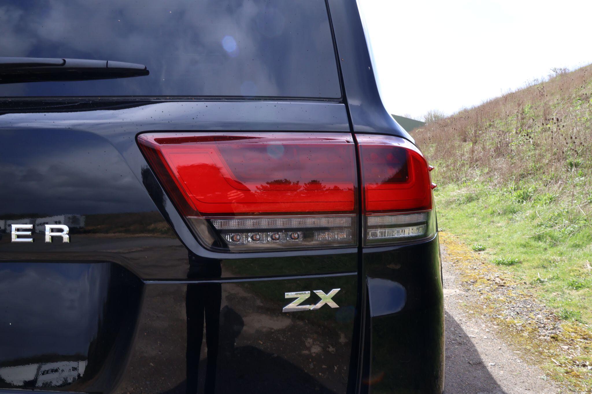Toyota Land Cruiser view 52