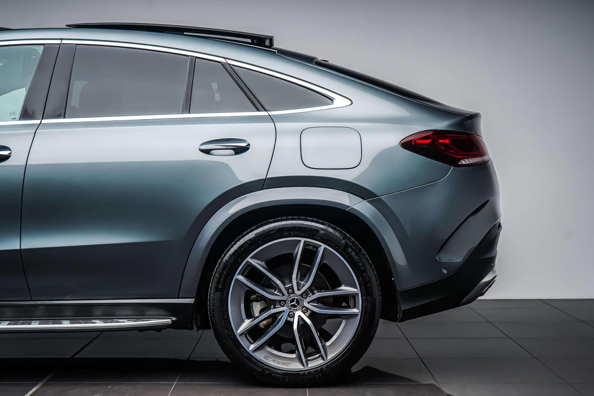 Mercedes-Benz Gle view 14