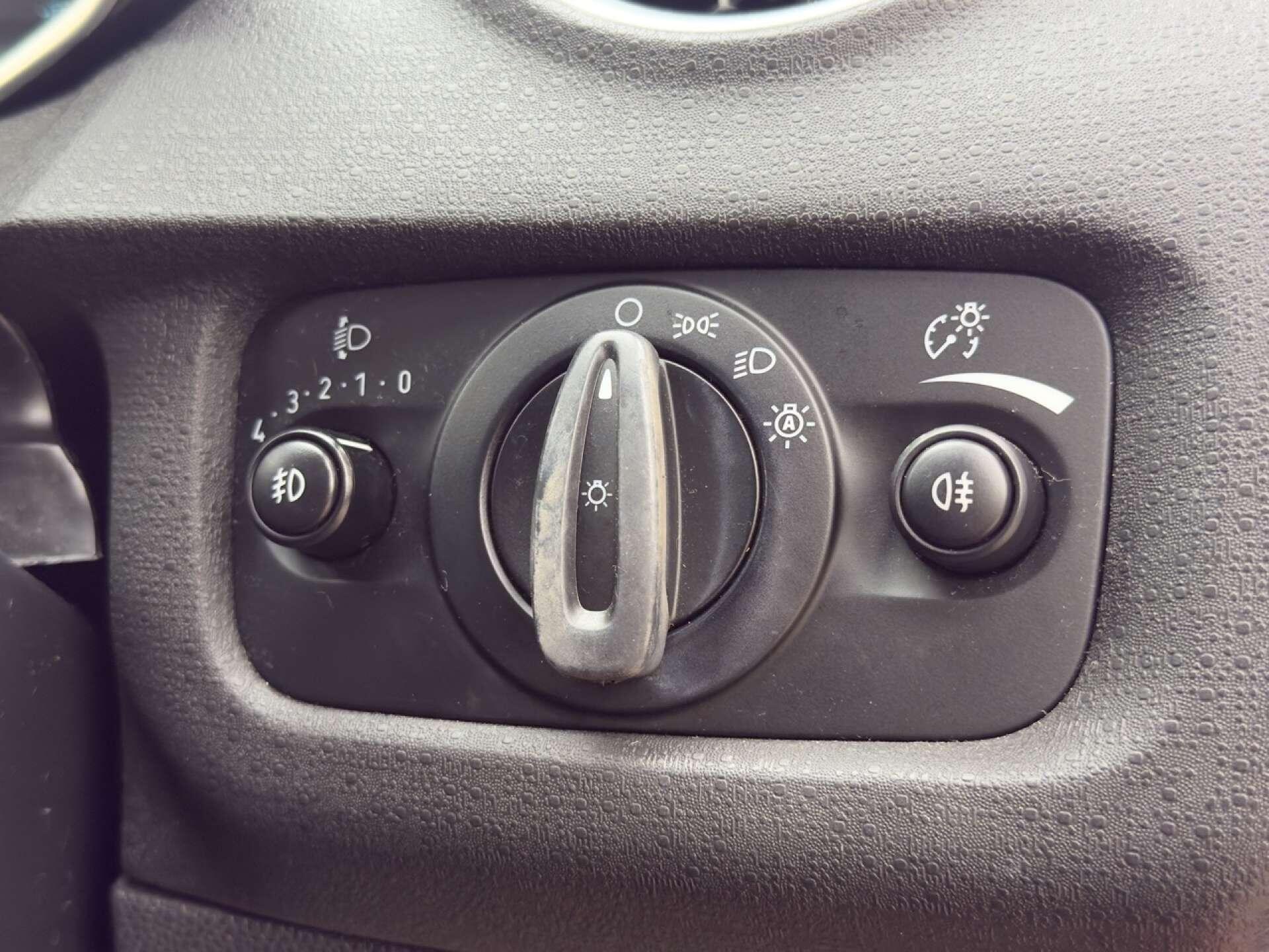 Ford Fiesta view 18