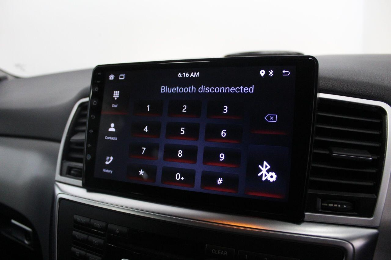 Mercedes-Benz M-Class view 39