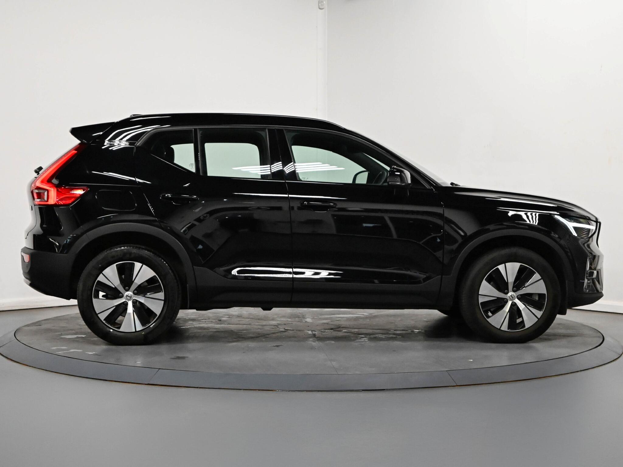 Volvo XC40 view 24