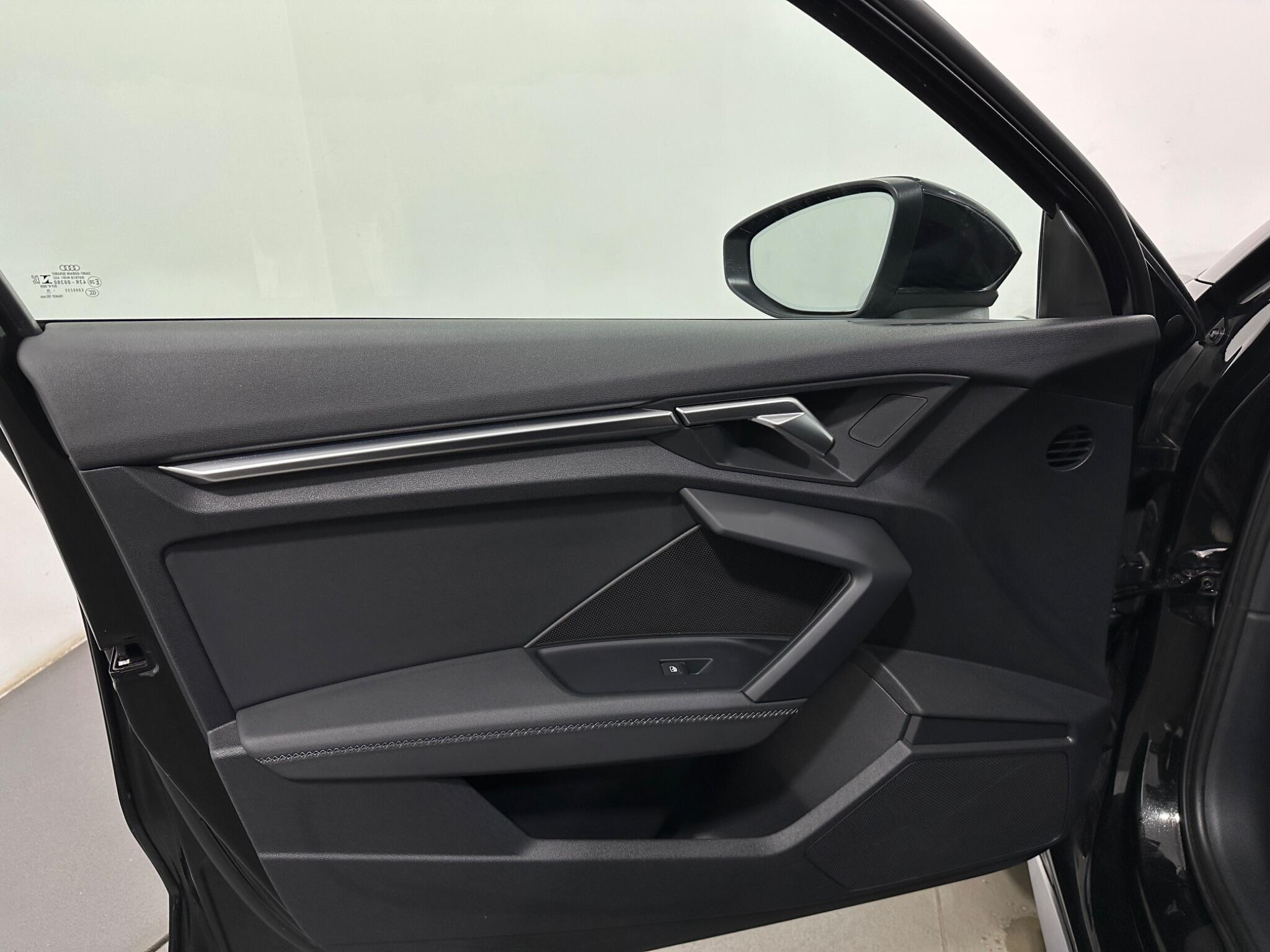 Audi A3 view 35