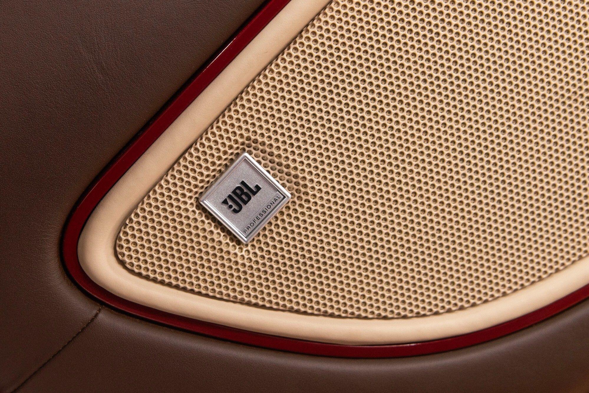 Ferrari F12 Berlinetta view 32