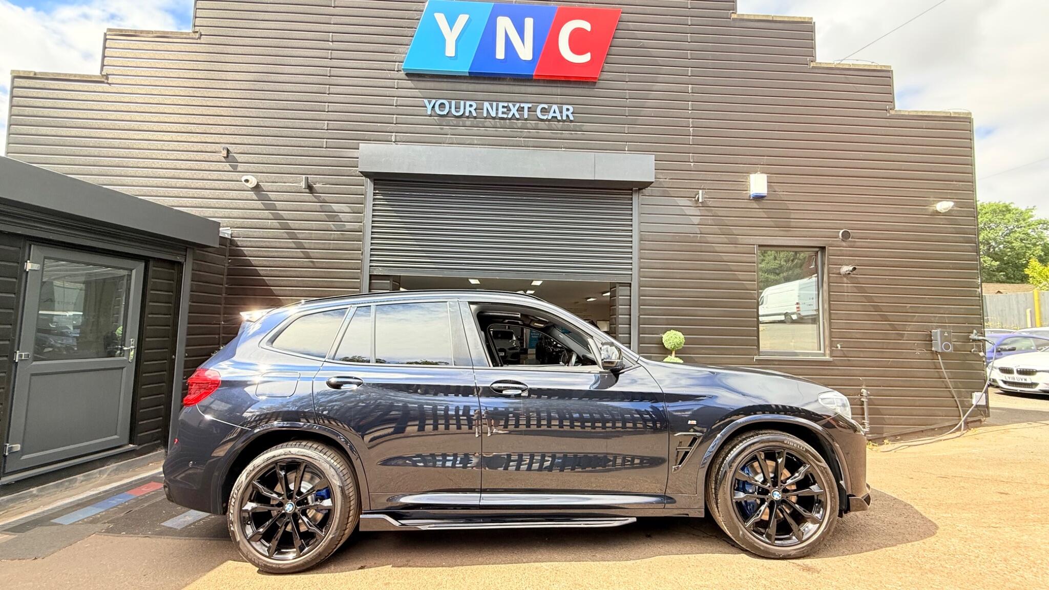 BMW X3 view 3